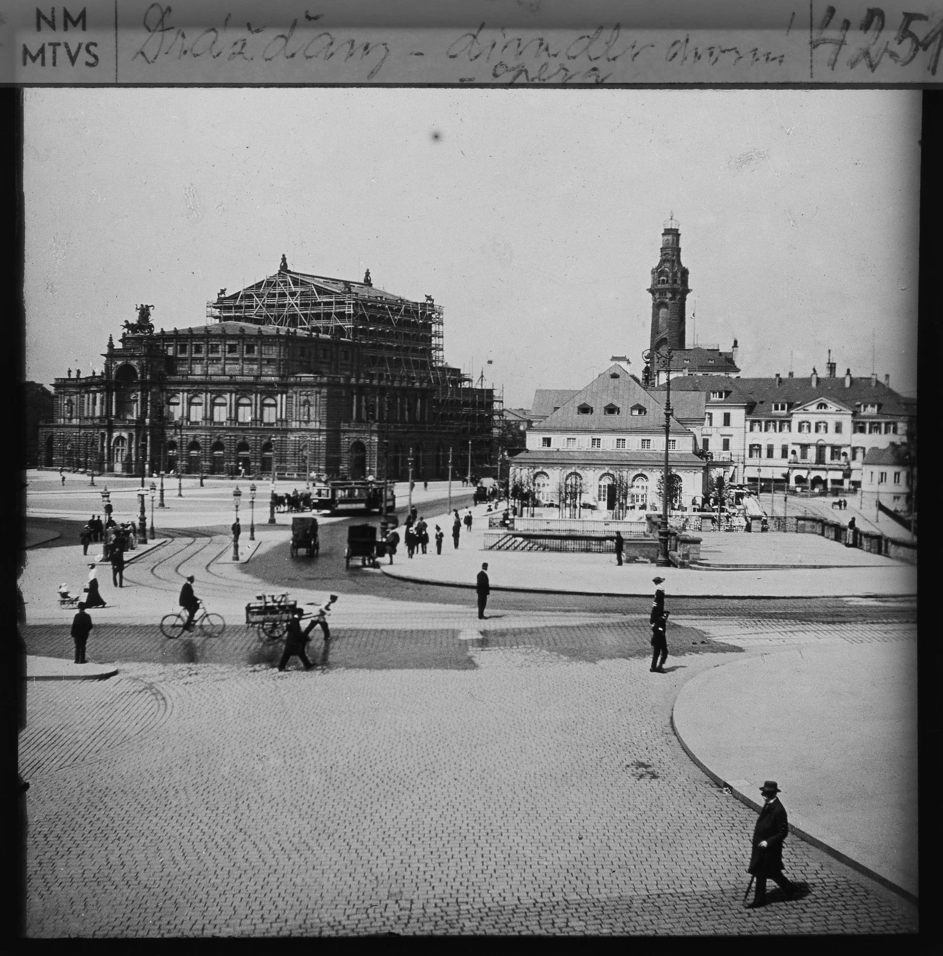 Náhledový obrázek předmětu Dresden
