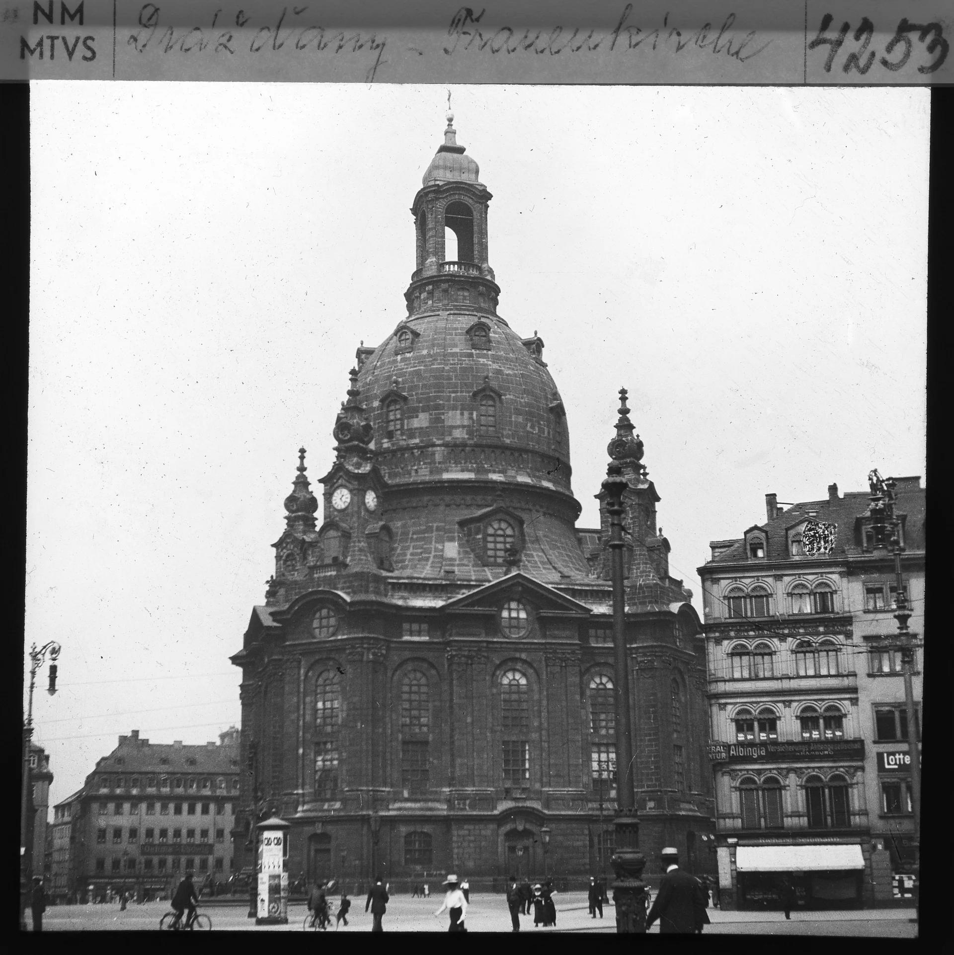 Náhledový obrázek předmětu Dresden