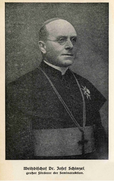 Náhledový obrázek Pohlednice s portrétní fotografií představitele spolku na podporu výstavby arcibiskupského chlapeckého semináře v Bruntále - 1