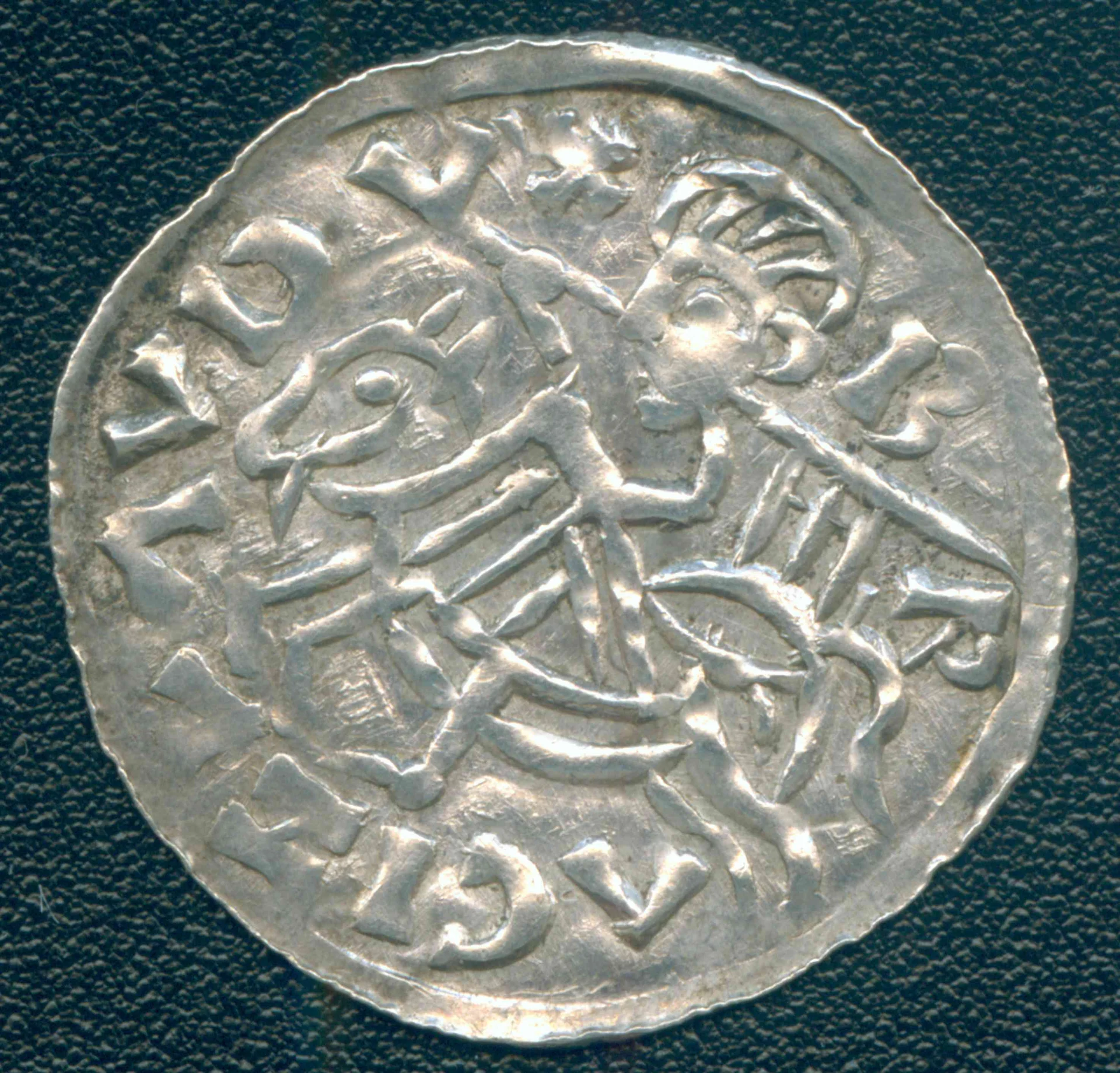 Náhledový obrázek předmětu Denár Břetislava I. (1034-1055)
