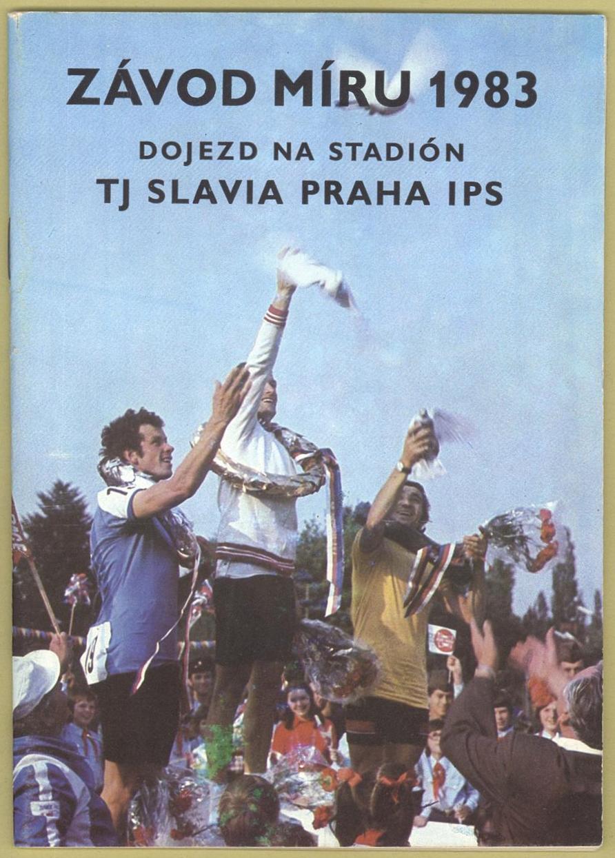 Náhledový obrázek Závod míru 1983. Dojezd na stadión TJ Slavia Praha IPS - 1