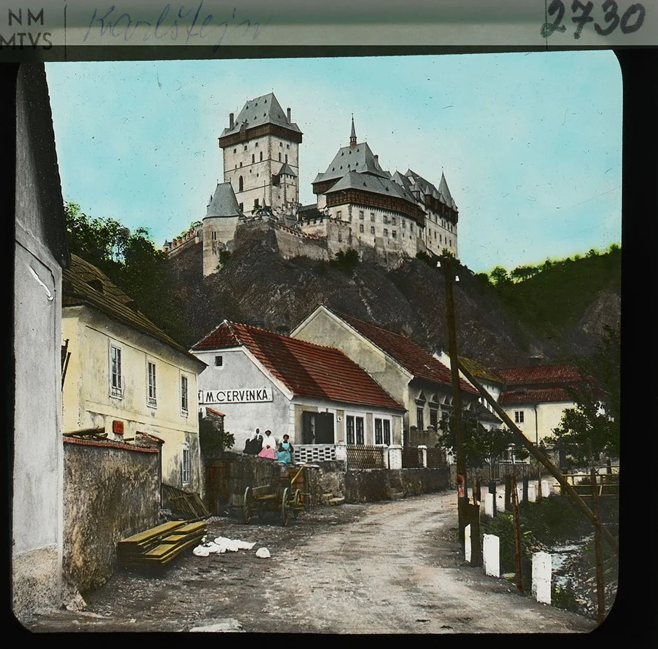 Náhledový obrázek předmětu Karlštejn