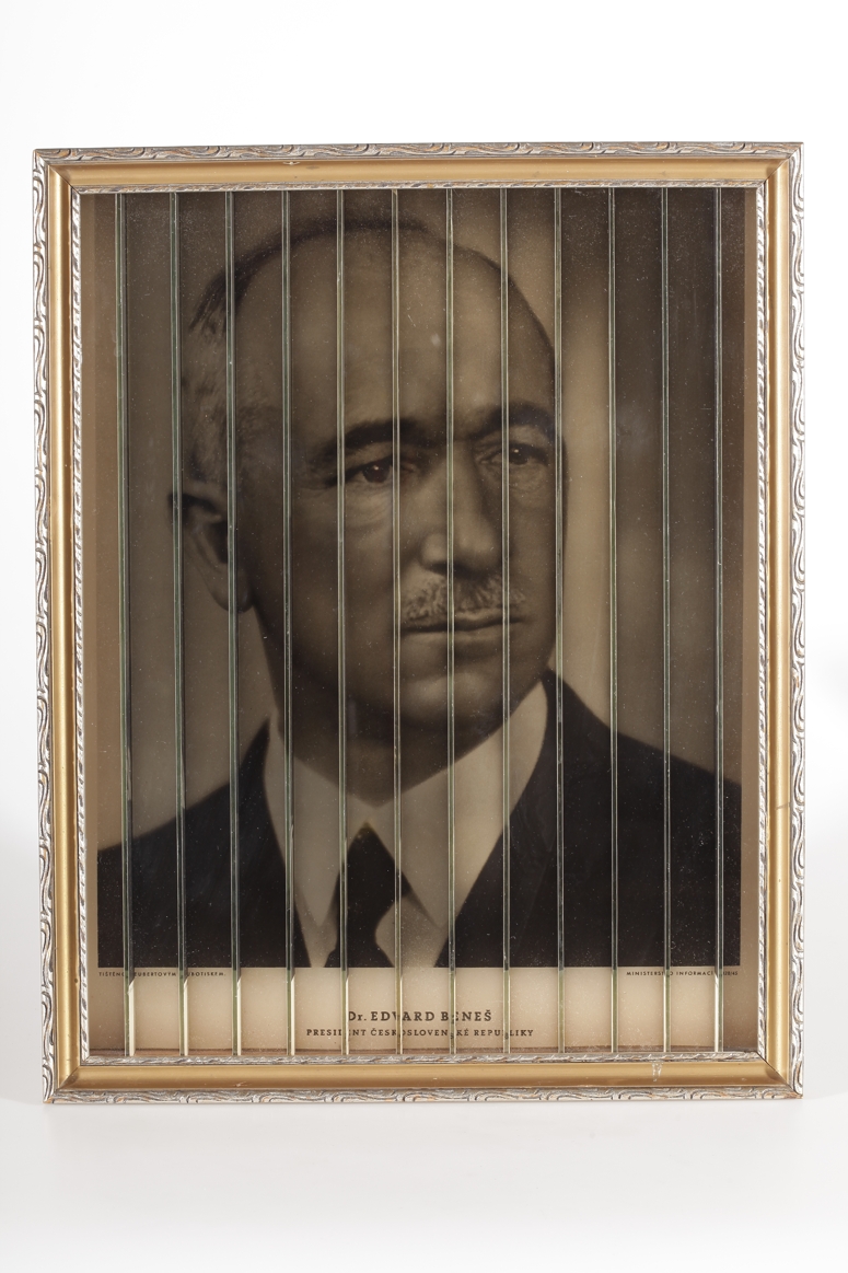 Náhledový obrázek Trojobraz T. G. Masaryka, Edvarda Beneše a Jana Masaryka - 1