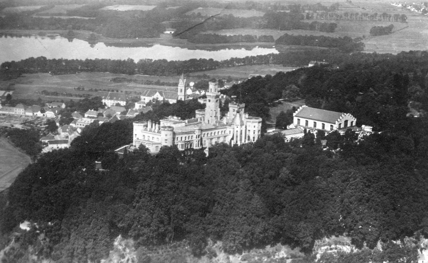 Náhledový obrázek Hluboká nad Vltavou - 1