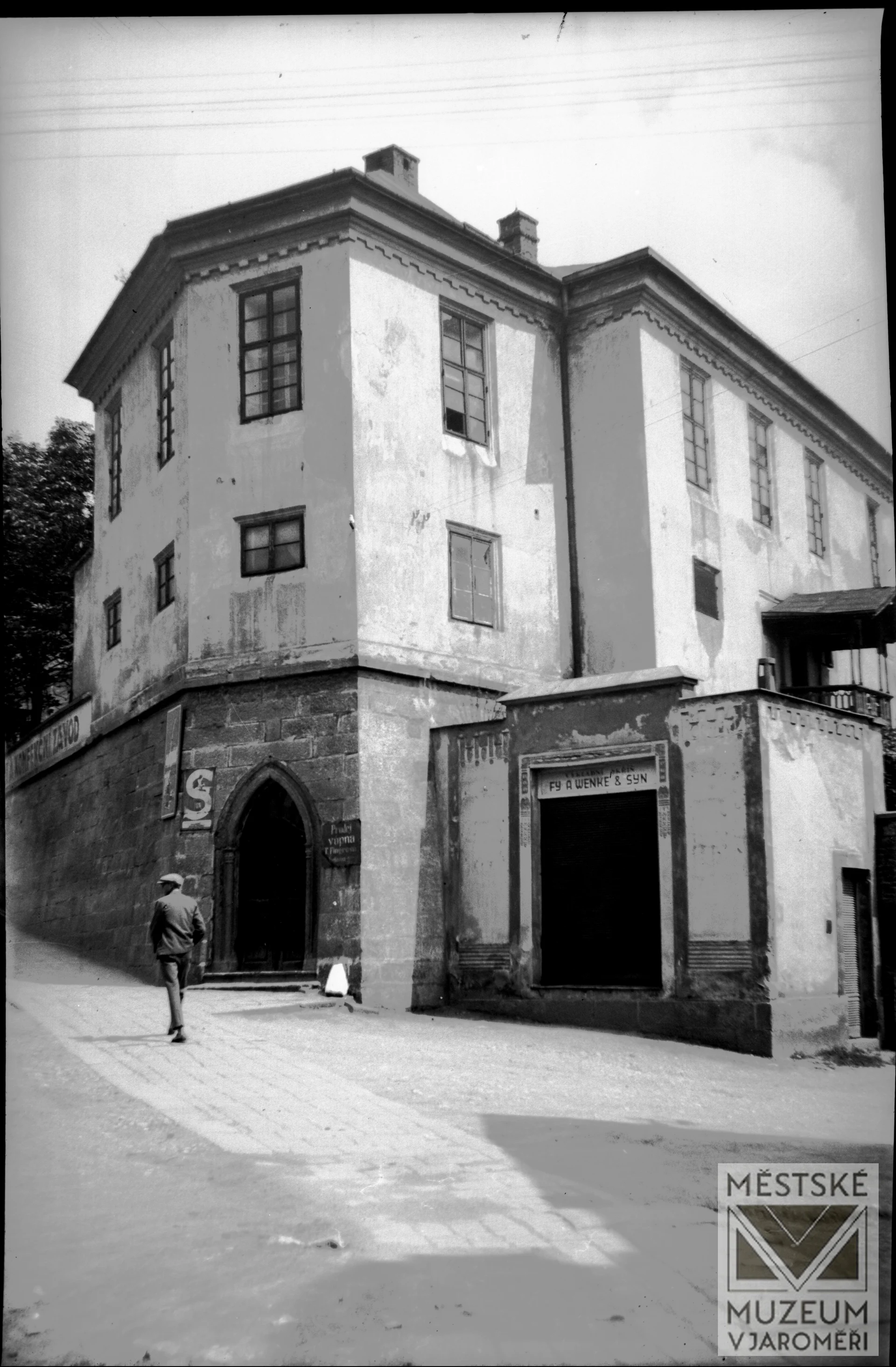 Náhledový obrázek předmětu Jaroměř - 1930 -Wenke prodejna