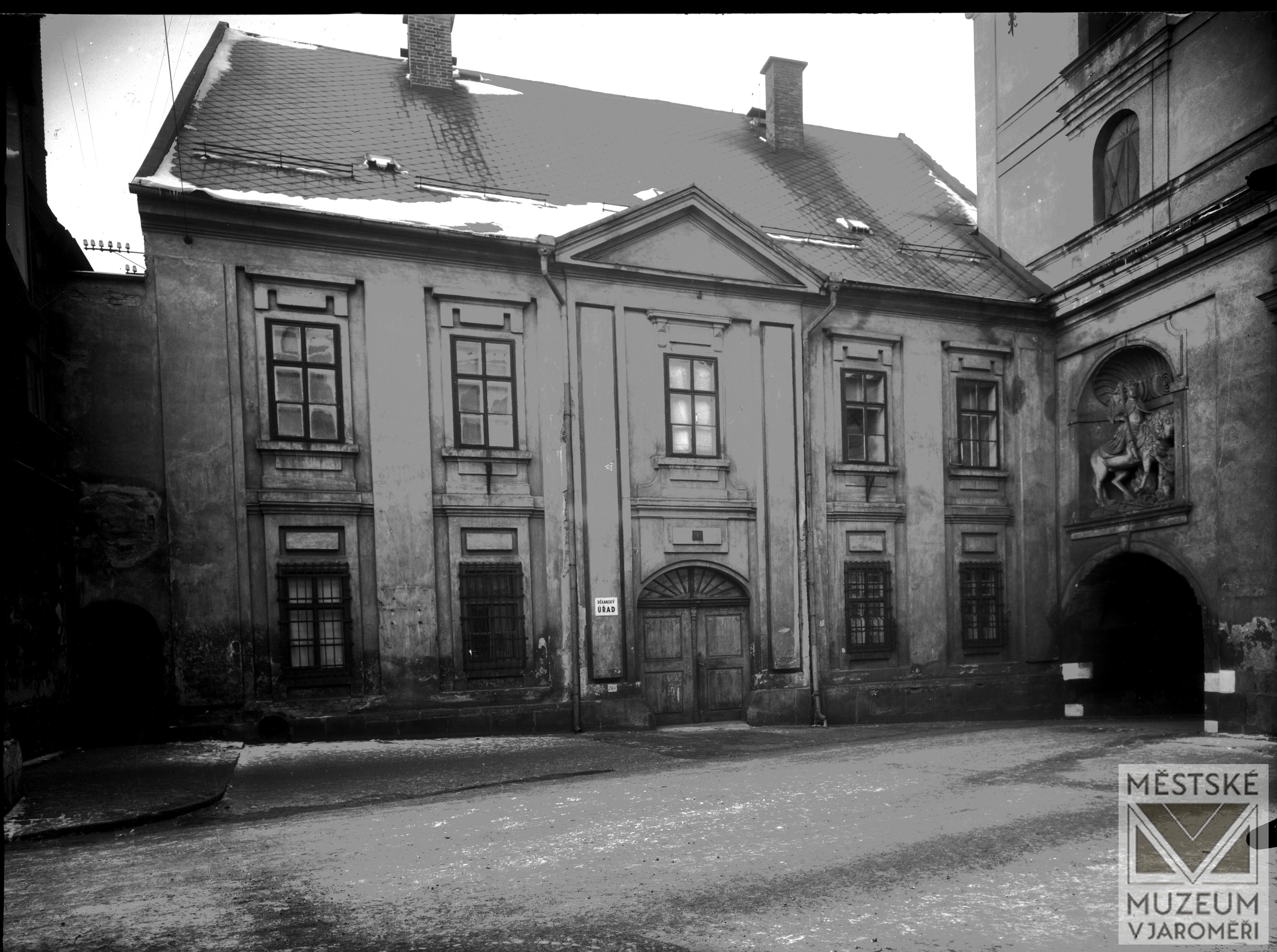 Náhledový obrázek Jaroměř - Děkanský úřad - 1