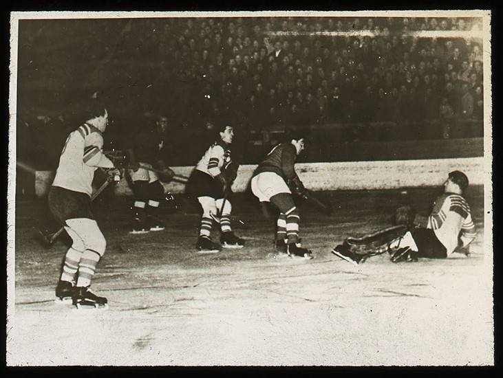 Náhledový obrázek Mistrovství světa v hokeji. Československo 1938 - 1