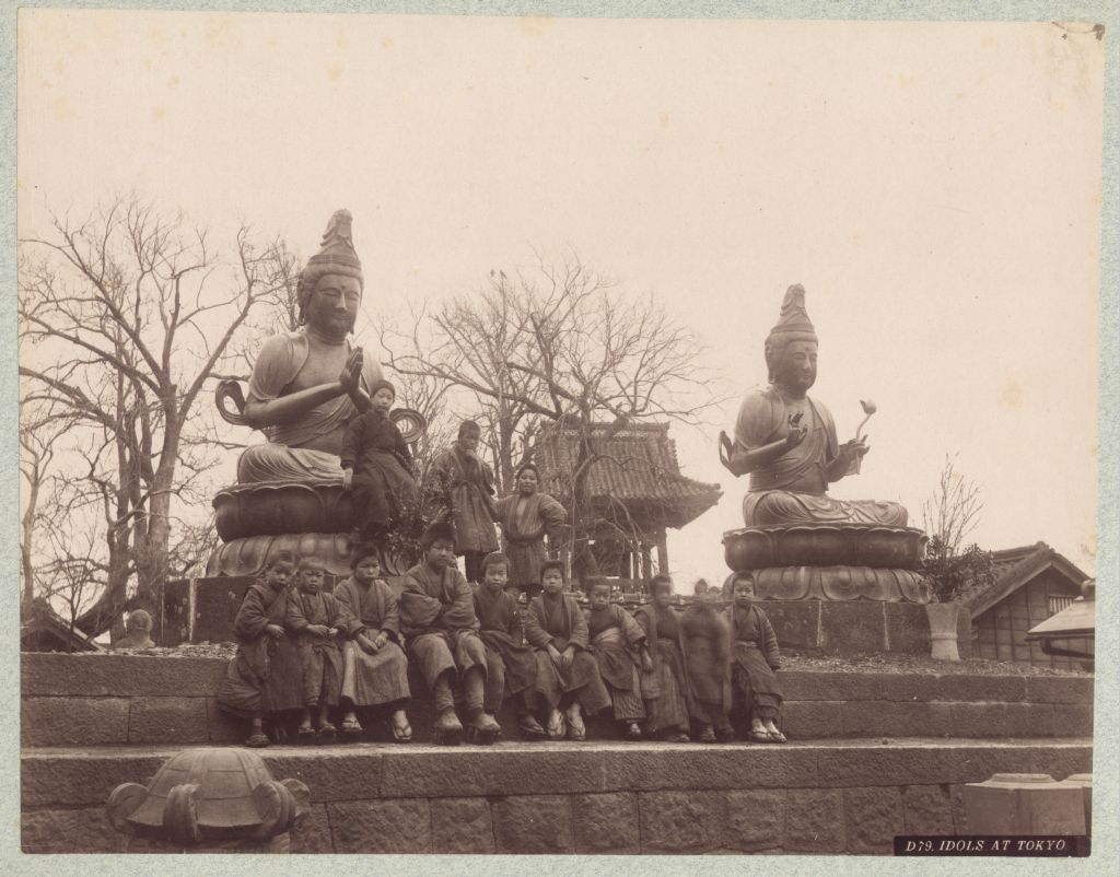Náhledový obrázek Sochy Buddhů u chrámu Sensódži ve čtvrti Asakusa - 1