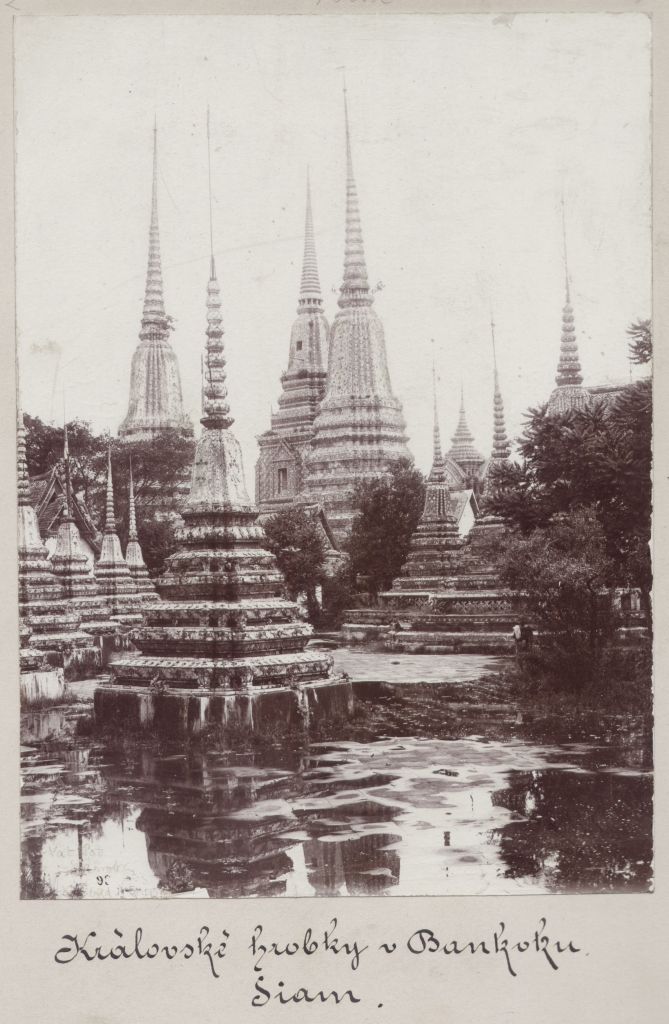 Náhledový obrázek Královské hrobky v chrámu Wat Pho - 1