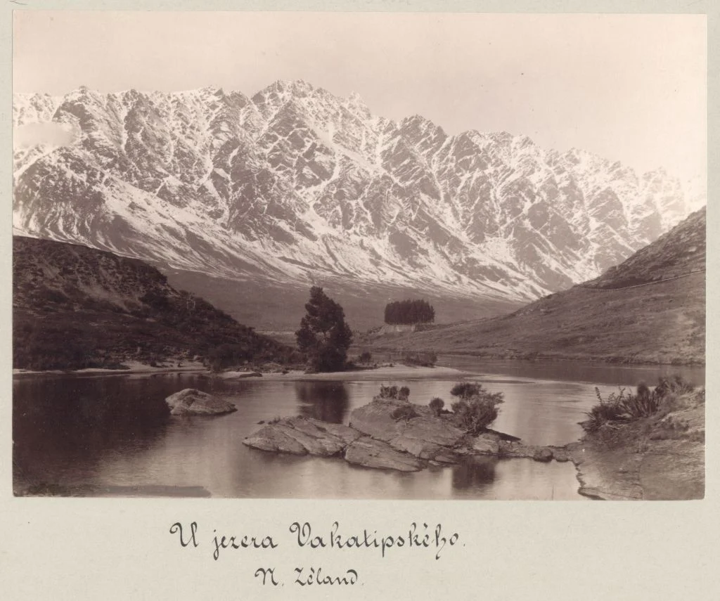 Náhledový obrázek předmětu Břeh jezera Wakatipu