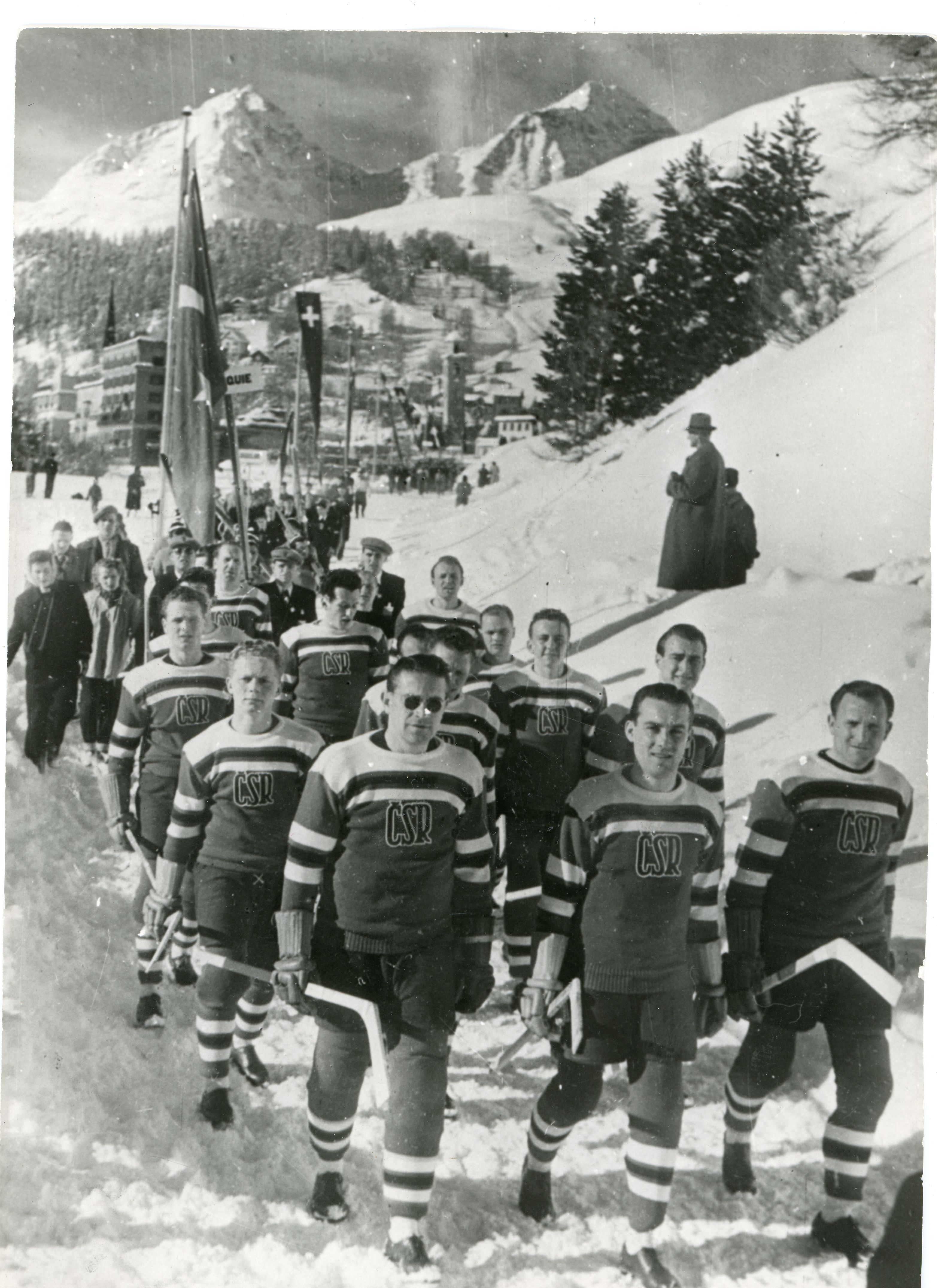 Náhledový obrázek Českoslovenští hokejisté - 1