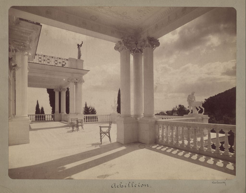 Náhledový obrázek Terasa zámečku Achilleion - 1