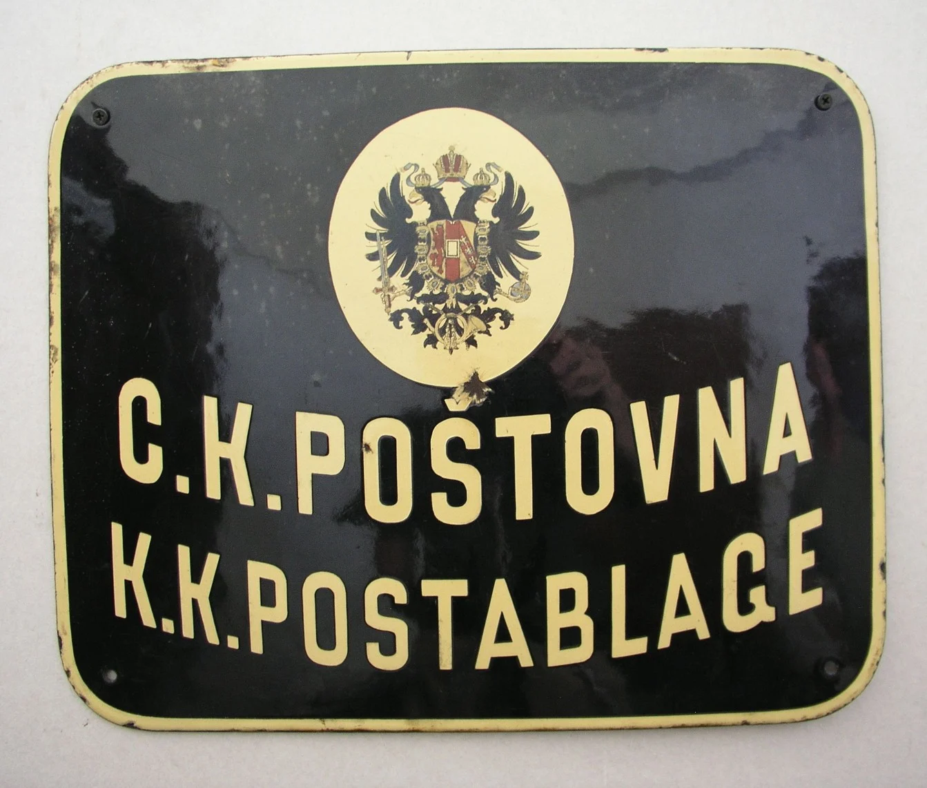 Náhledový obrázek předmětu Štít c. k. poštovny