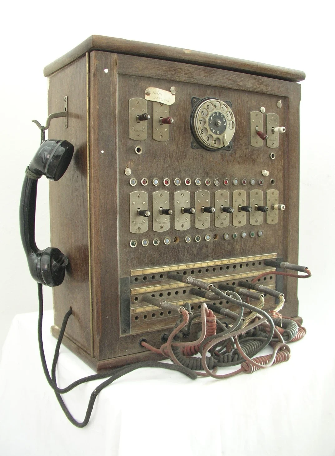 Náhledový obrázek předmětu Manuální telefonní přepojovač
