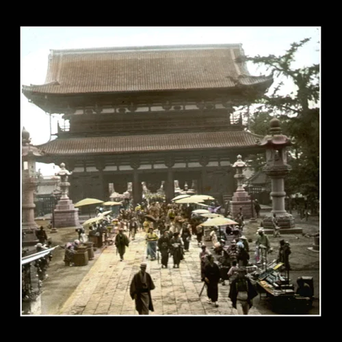 Náhledový obrázek předmětu Před chrámem Asakusa Kannon v Tokiu