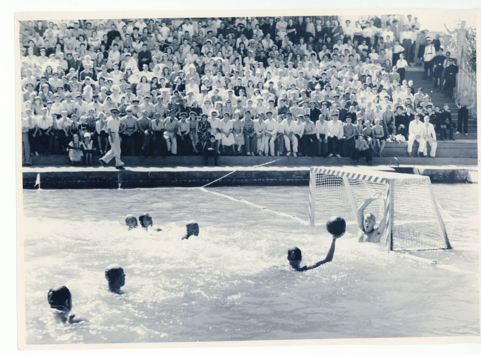 Náhledový obrázek předmětu Všesvazové mistrovství ve vodním pólu. Moskva 1951