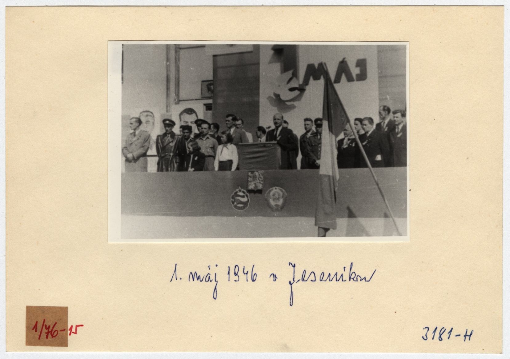 Náhledový obrázek Prvomájová slavnost 1946 (čb. reprodukce) - 2