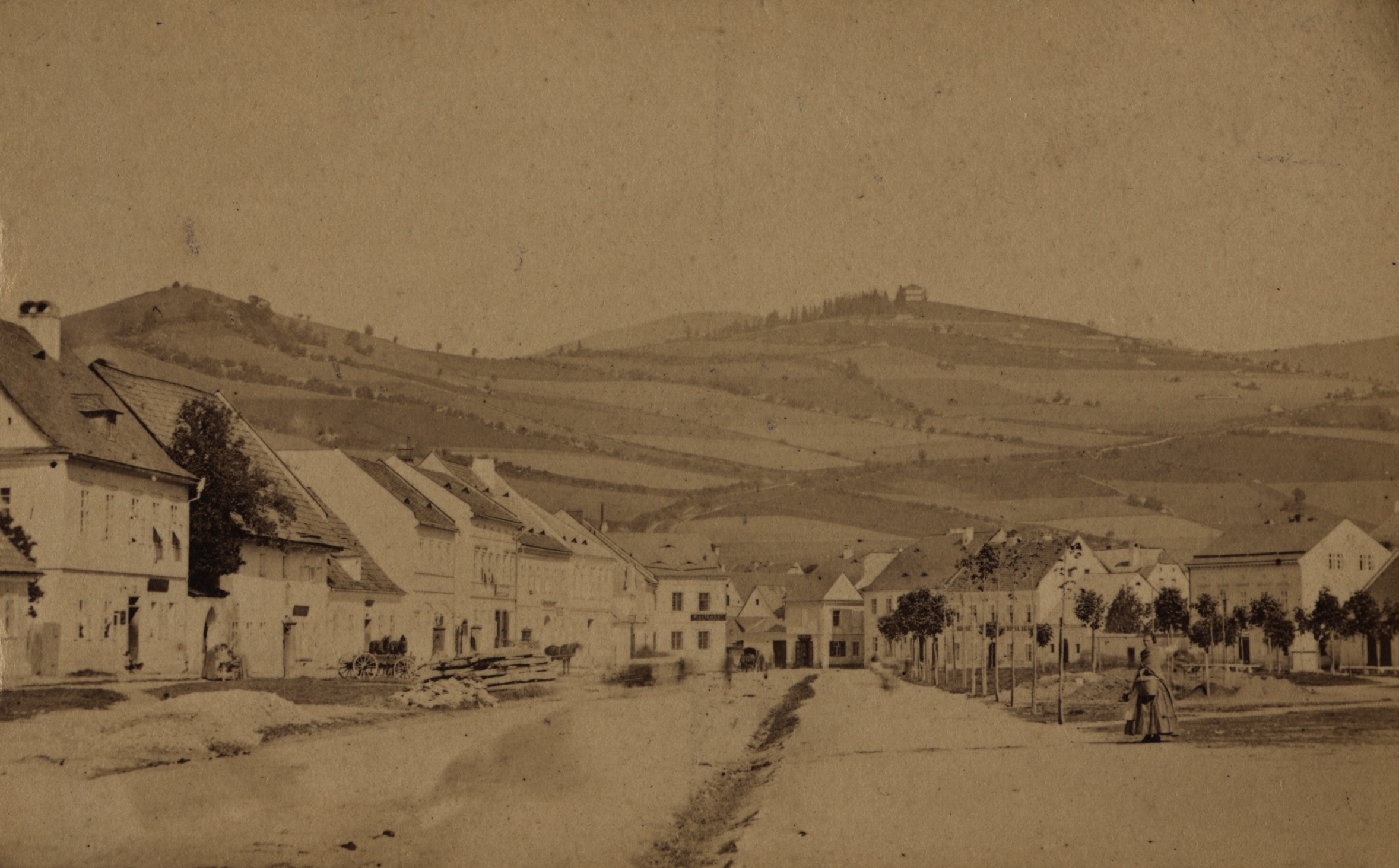 Náhledový obrázek Historická fotografie náměstí Svobody (dříve auf der Freiheit) v Jeseníku - 2