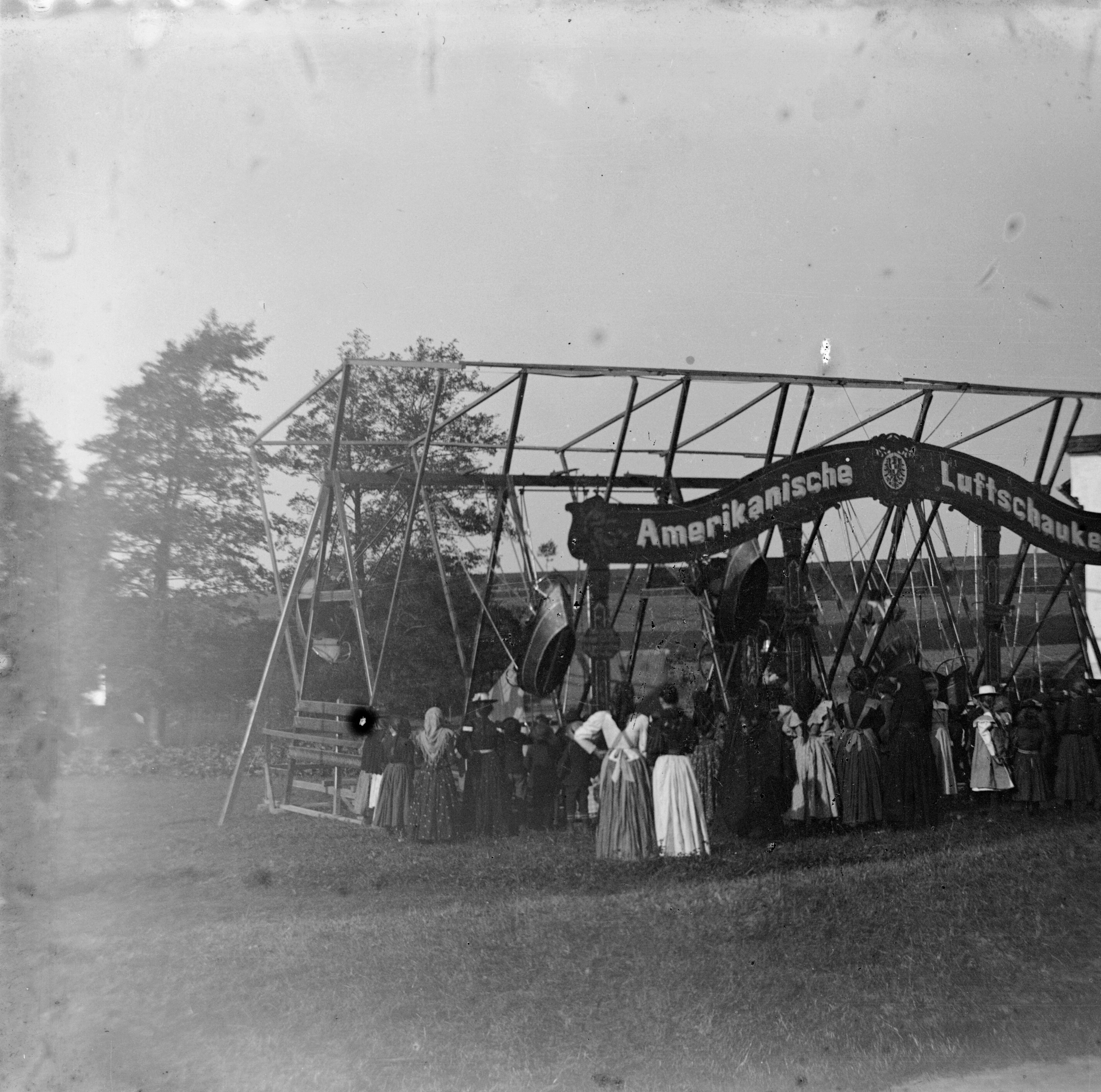 Náhledový obrázek Skleněný stereonegativ: lunapark v Supíkovicích (1899) - 2