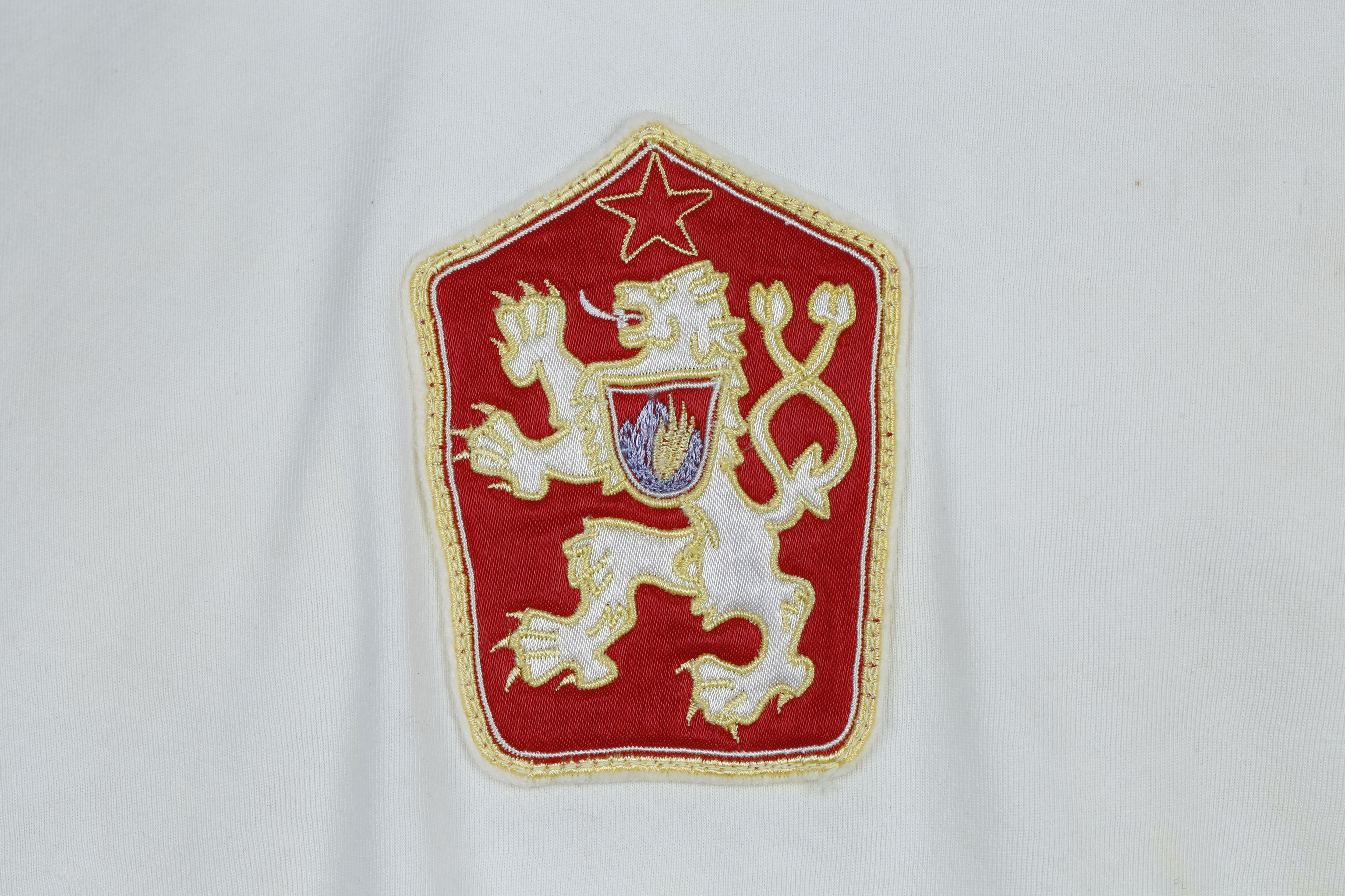 Náhledový obrázek Fotbalový reprezentační dres z roku 1962 - 4