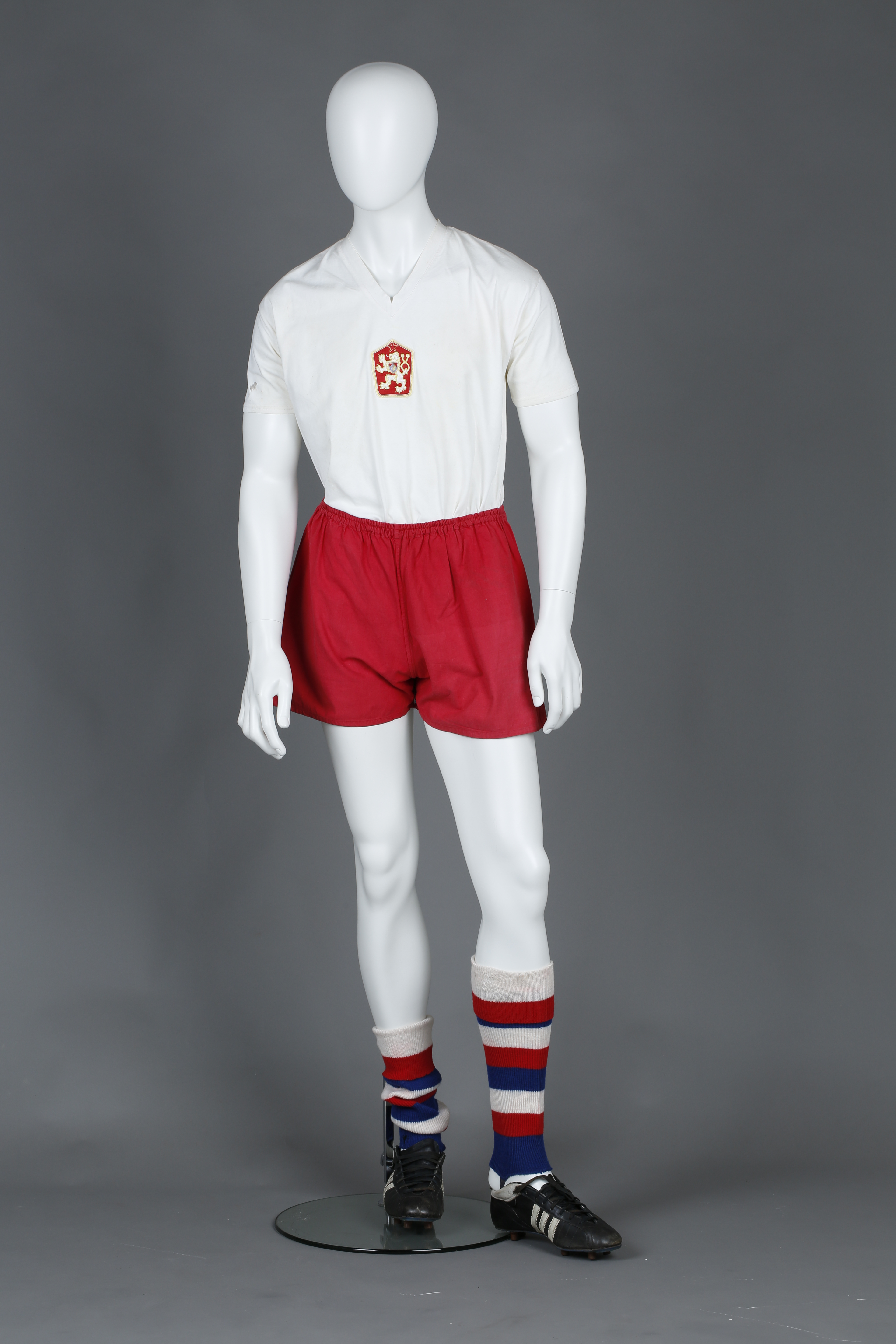 Náhledový obrázek Fotbalový reprezentační dres z roku 1962 - 1