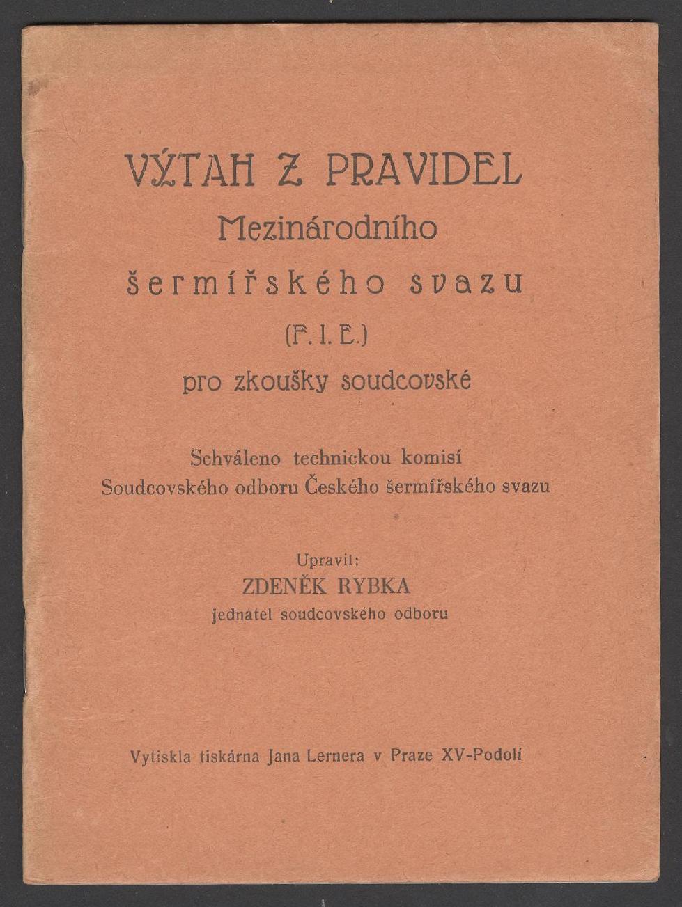 Náhledový obrázek Výtah z pravidel Mezinárodního šermířského svazu pro zkoušky soudcovské - 1