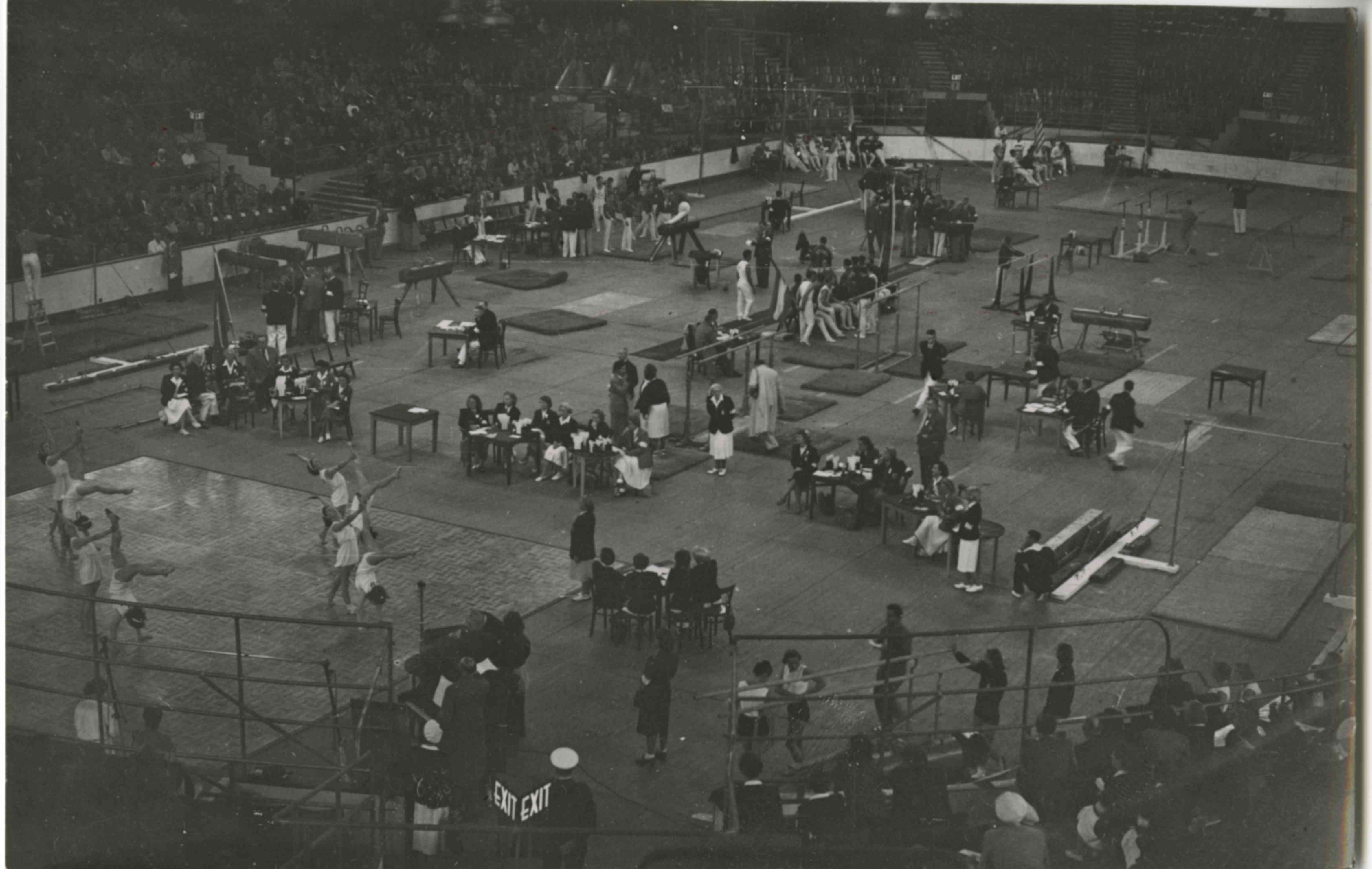 Náhledový obrázek Závody ve sportovní gymnastice - 1