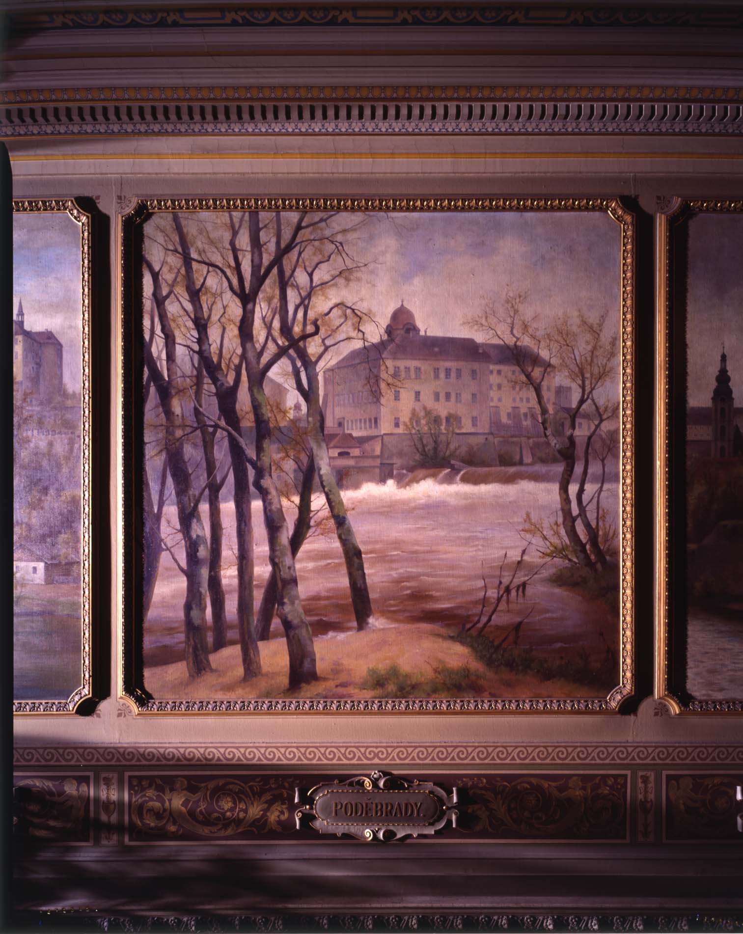 Náhledový obrázek Poděbrady - krajinomalba nad zadním schodištěm - 1