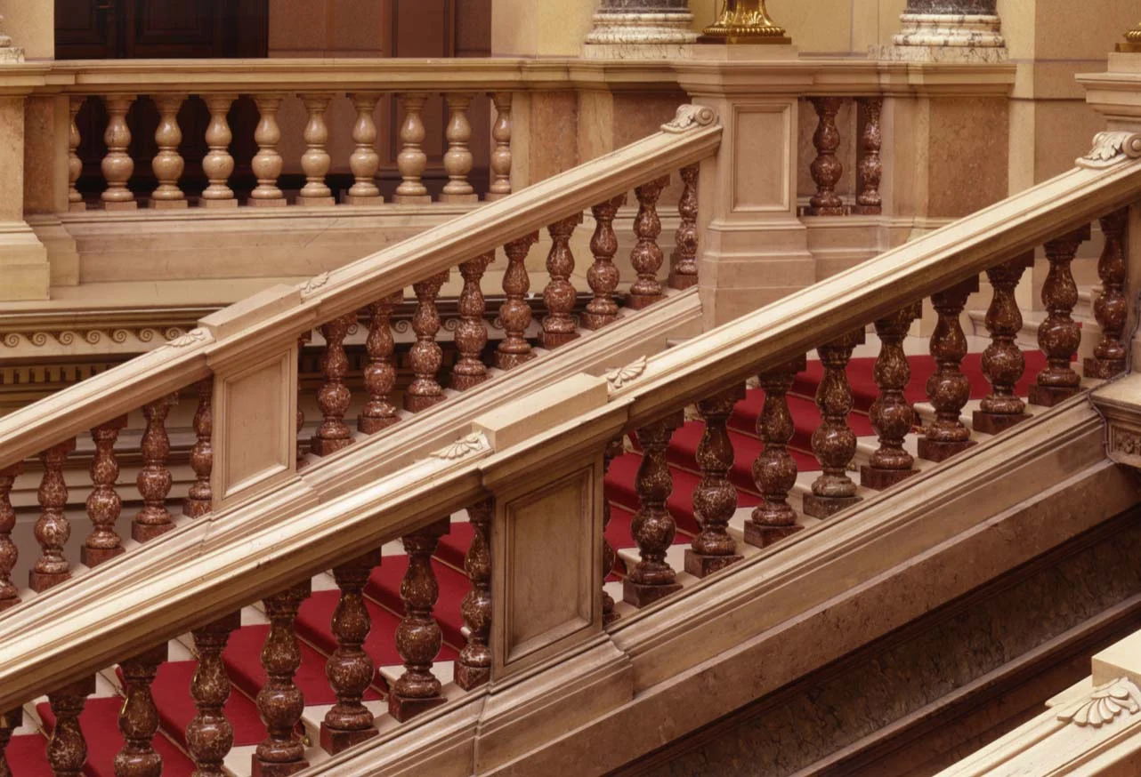 Náhledový obrázek předmětu Hlavní schodiště s balustrádou