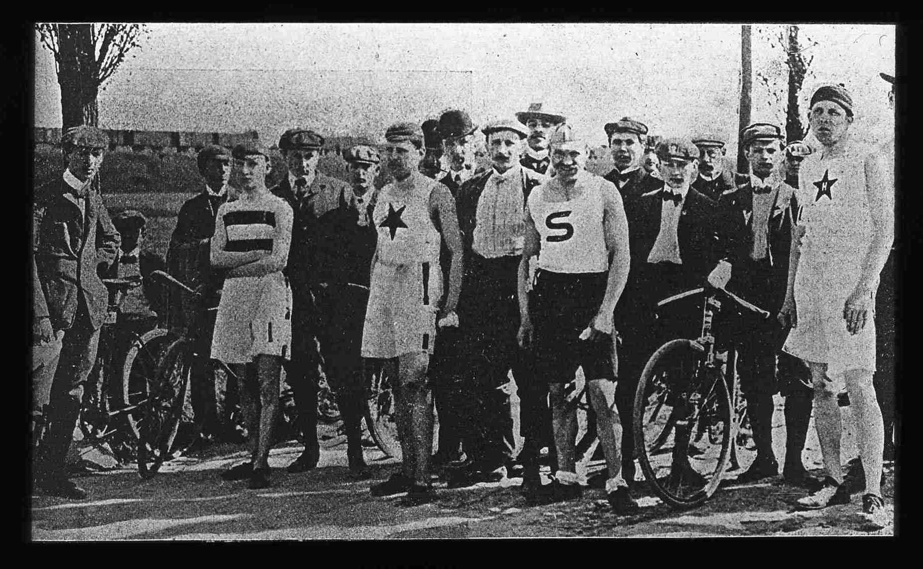 Náhledový obrázek předmětu Start závodu v roce 1905