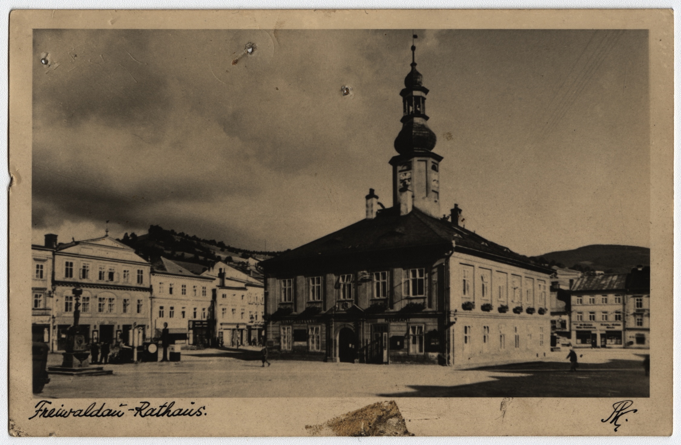 Náhledový obrázek Masarykovo náměstí  v Jeseníku, 20. až 30. léta 20. století (pohlednice) - 1