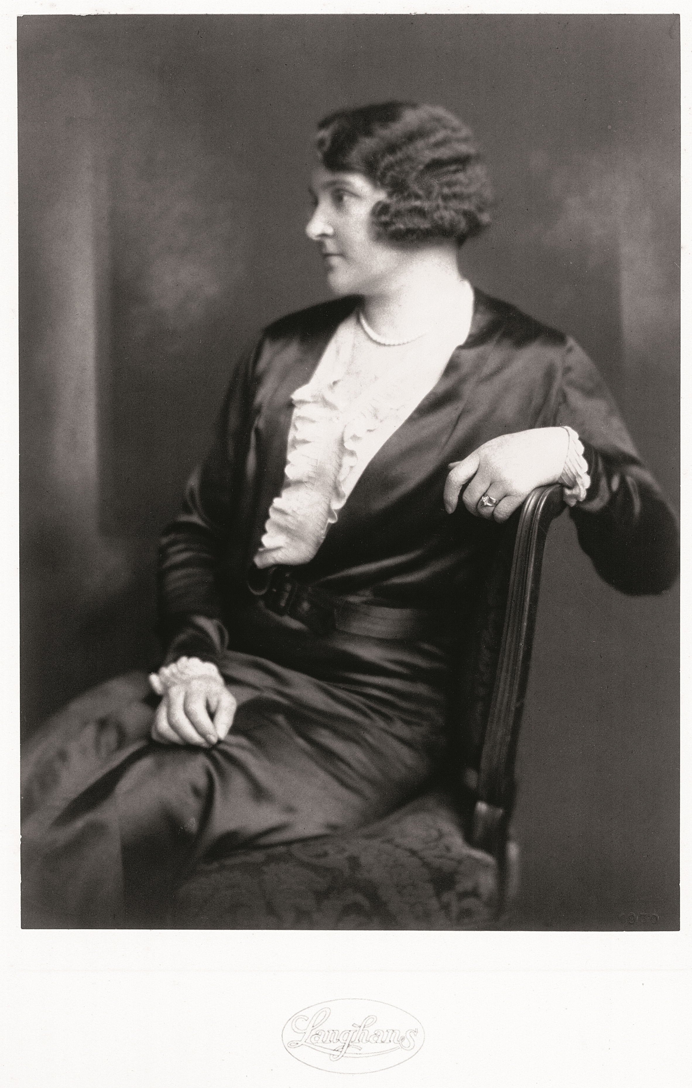 Náhledový obrázek Irena Hodžová v roce 1930 - 1