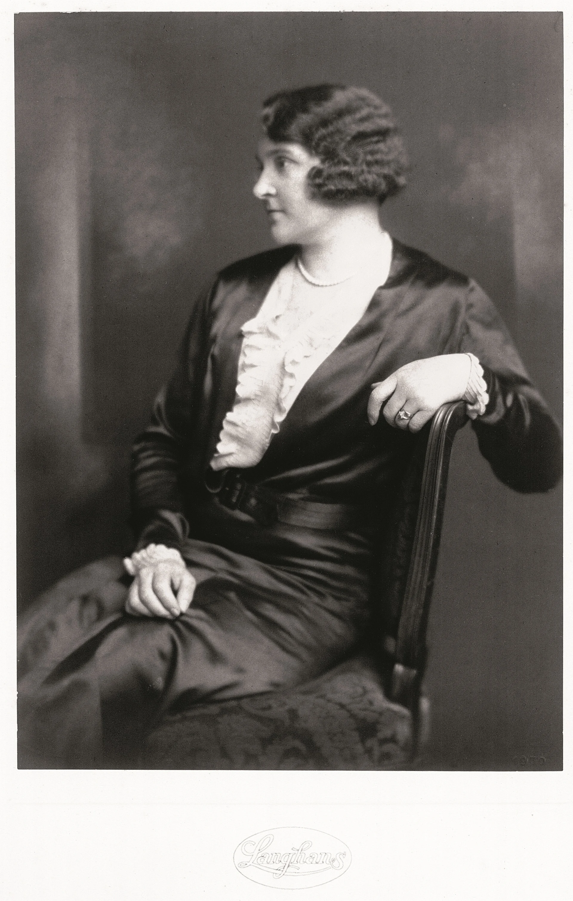 Náhledový obrázek předmětu Irena Hodžová v roce 1930