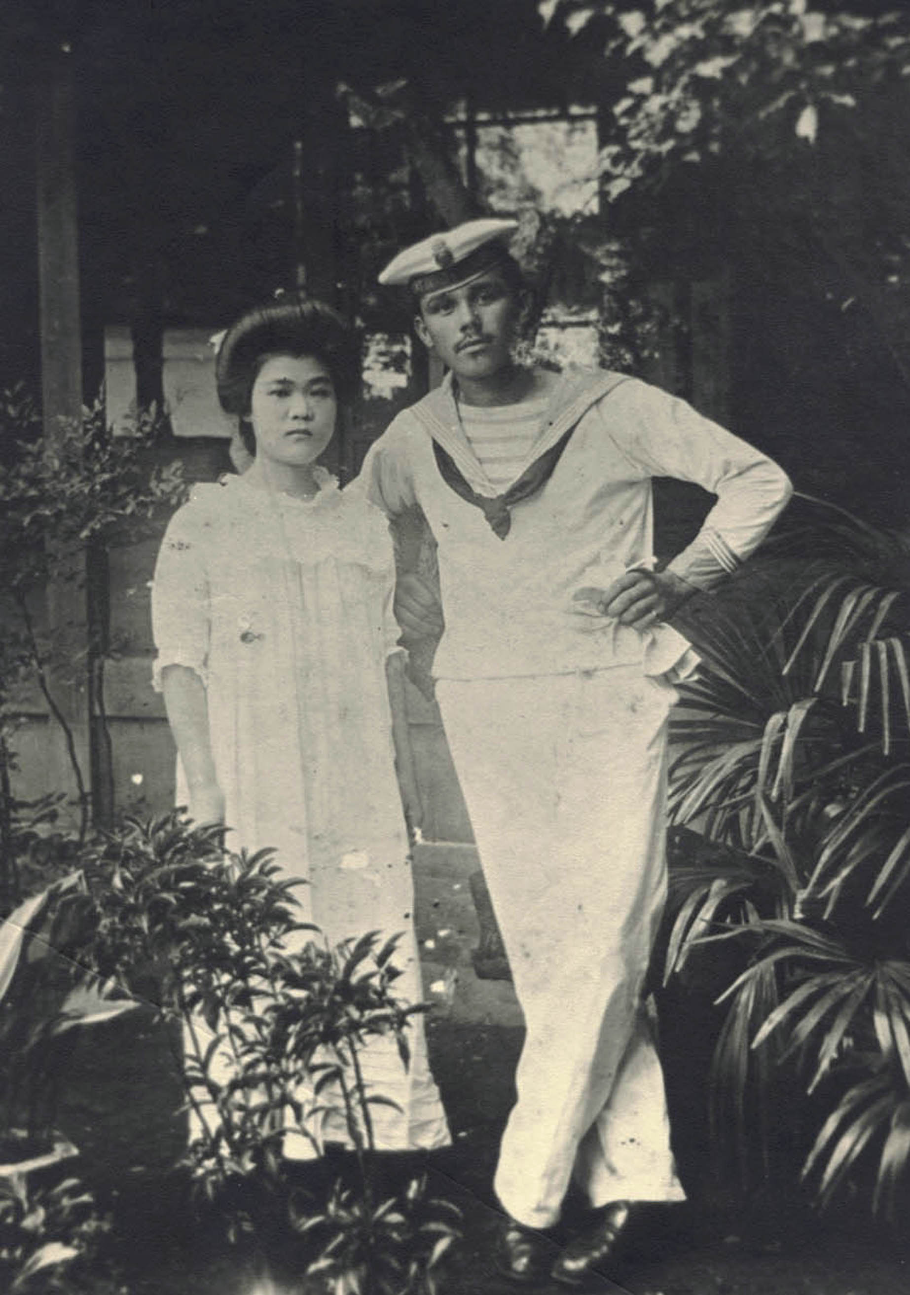 Náhledový obrázek Ferdinand Herget s Japonkou Sisi - Yokohama - 1