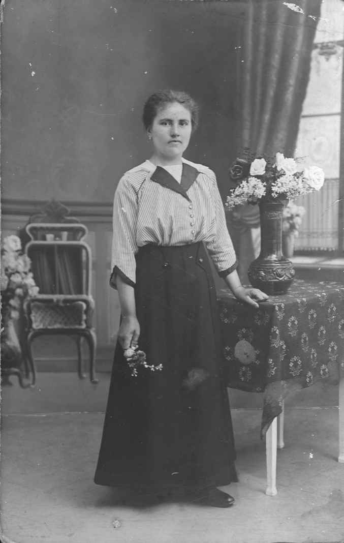 Náhledový obrázek předmětu Kabinetní fotografie Marie Erbenové