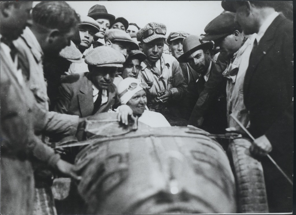 Náhledový obrázek Eliška Junková. Závod Targa Florio (Sicílie) - 1