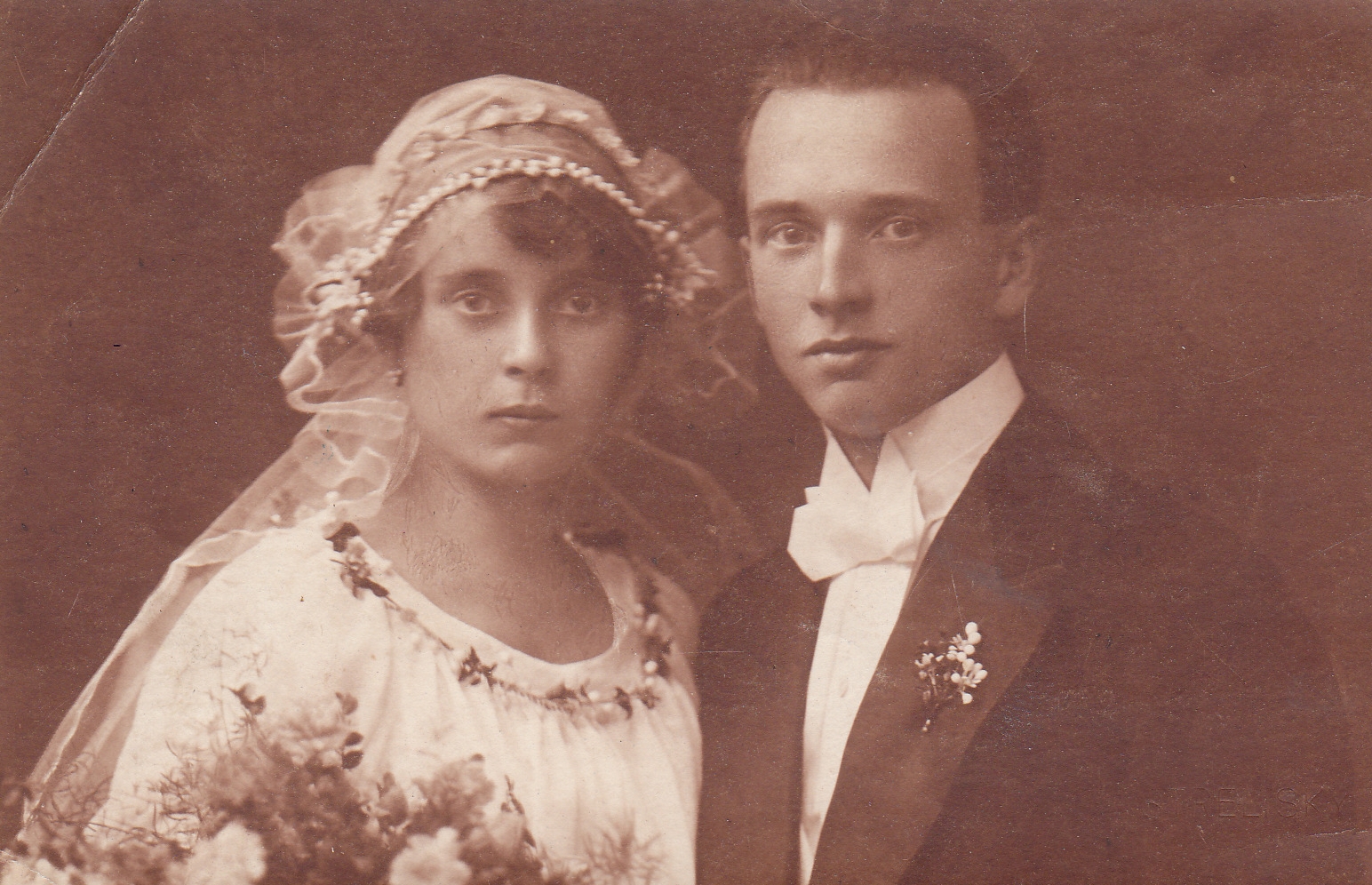 Náhledový obrázek Svatební fotografie prarodičů - 1