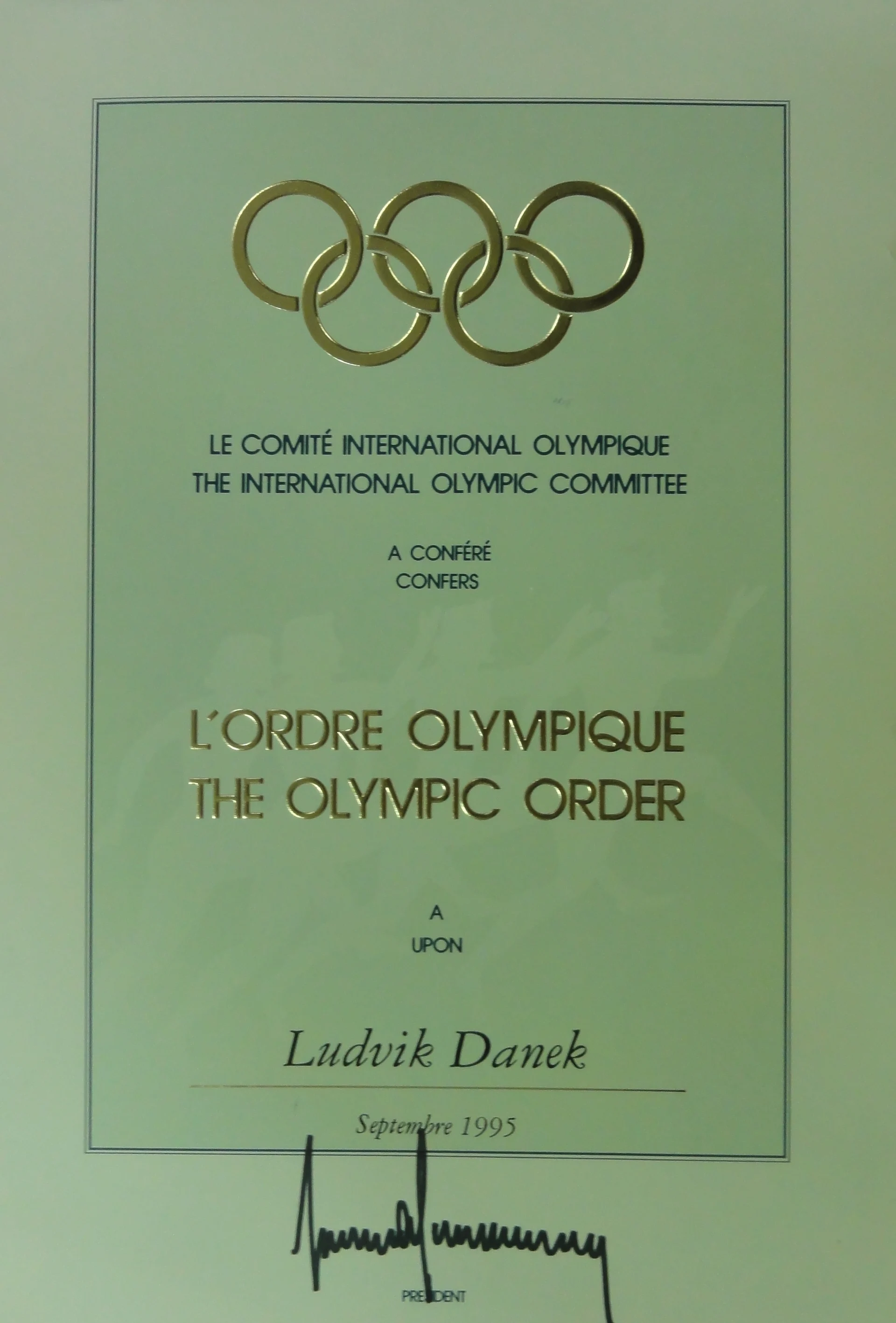 Náhledový obrázek předmětu Listina o udělení olympijského řádu L. Daňkovi