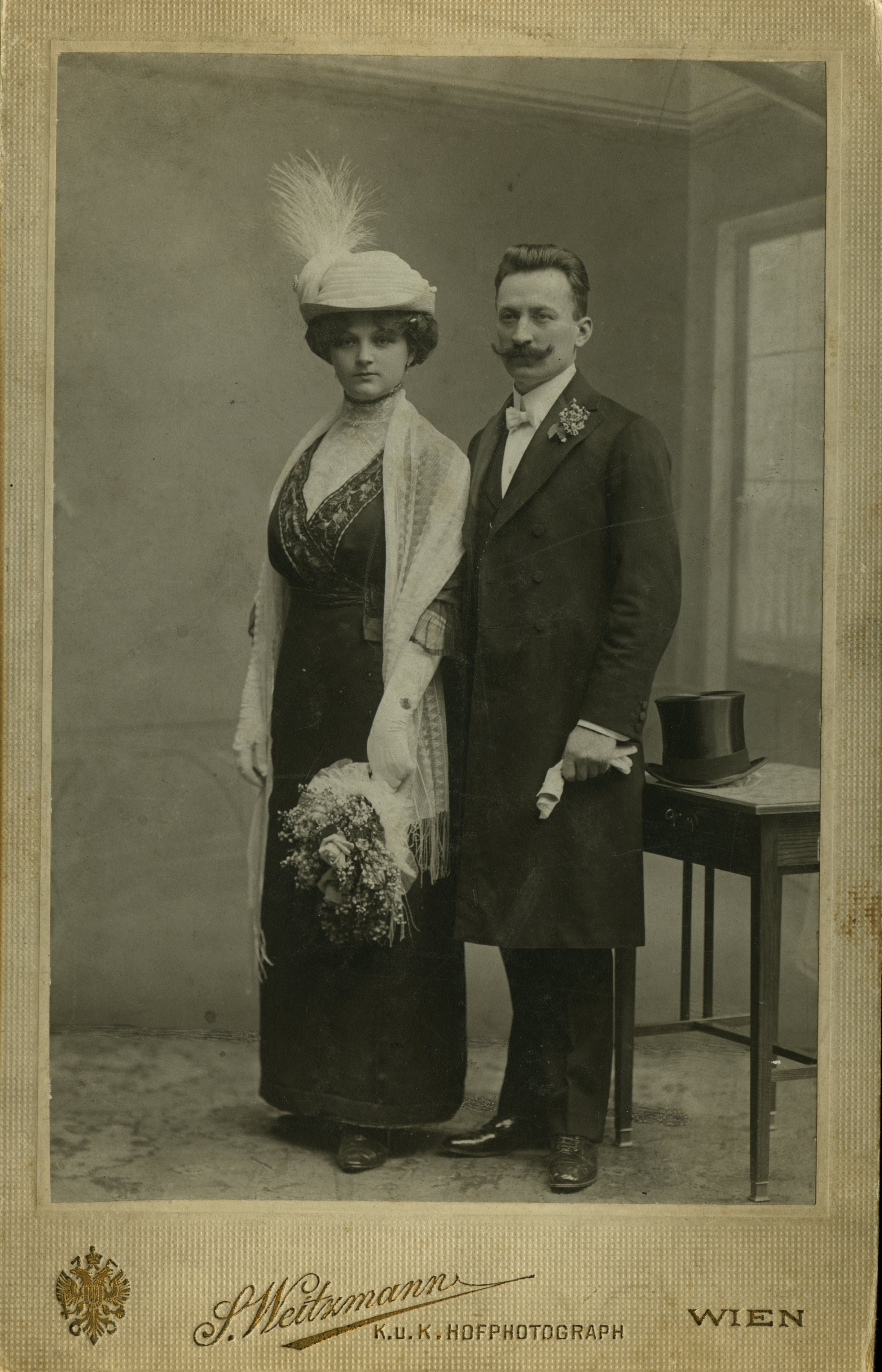 Náhledový obrázek Svatební fotografie neznámého páru - 1