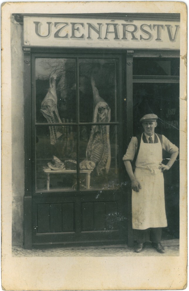 Náhledový obrázek Bechyně, uzenářství p. Hermanna - 1