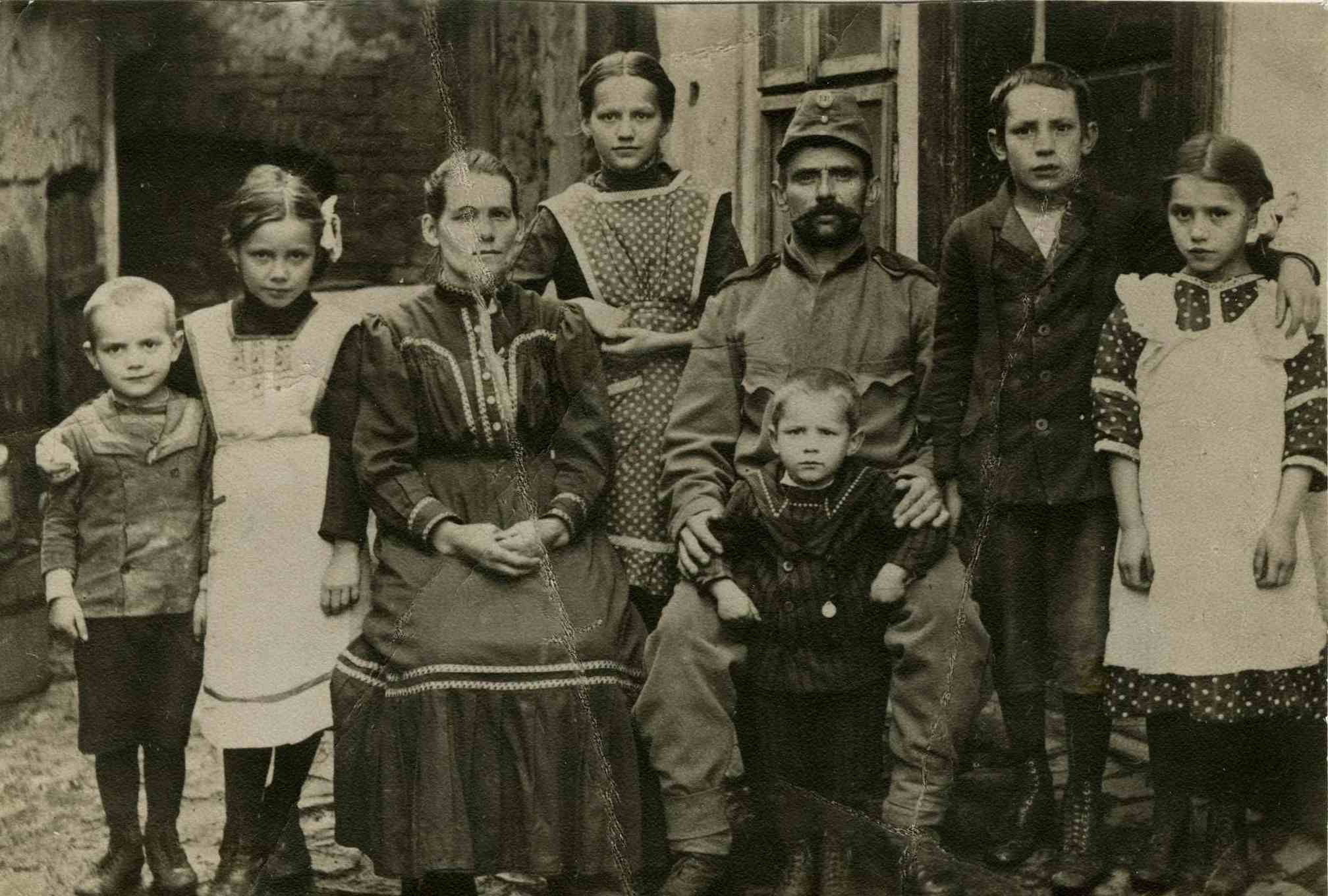 Náhledový obrázek Rodina Benešova - 1