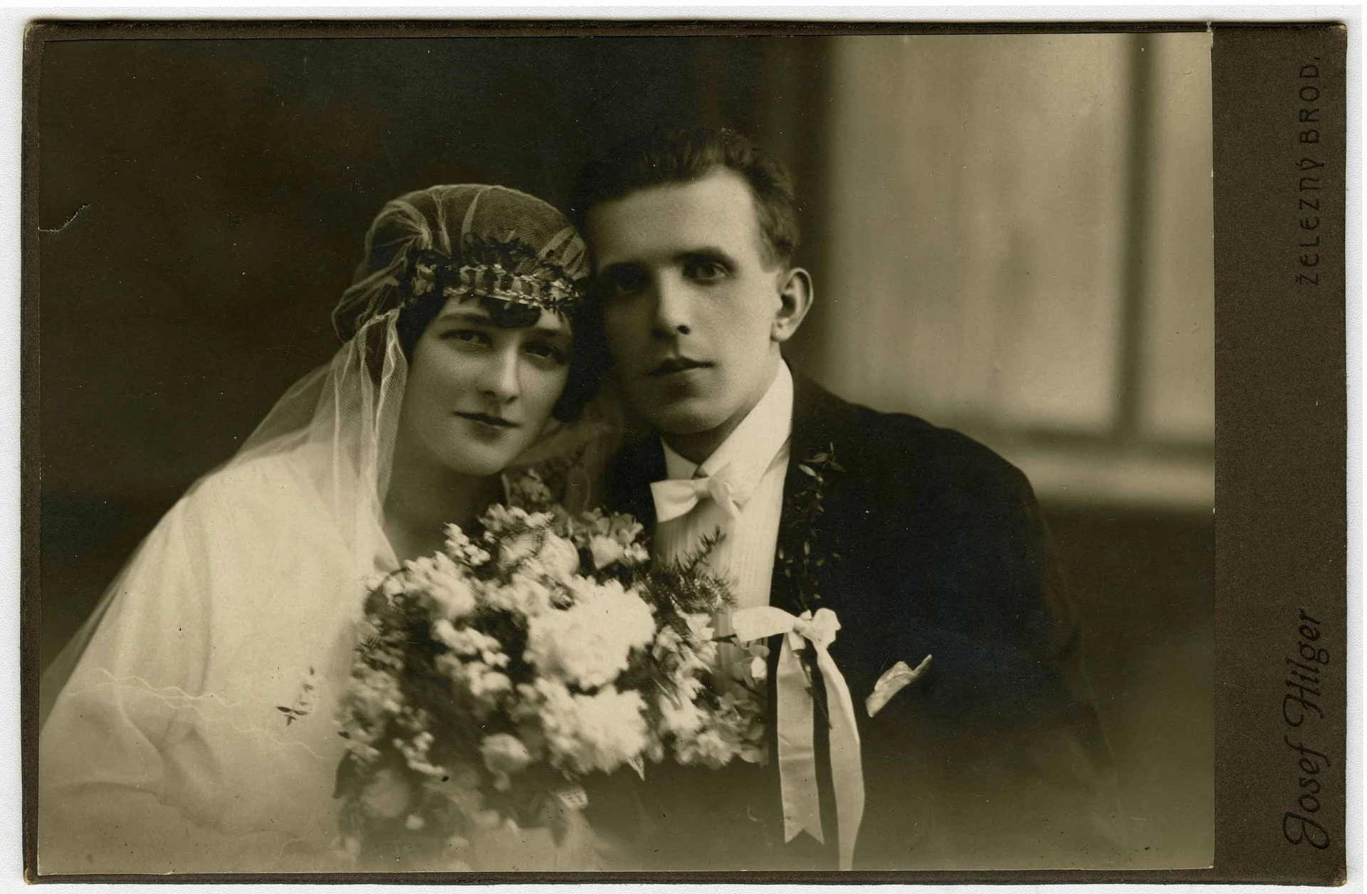 Náhledový obrázek předmětu Svatební fotografie - detail