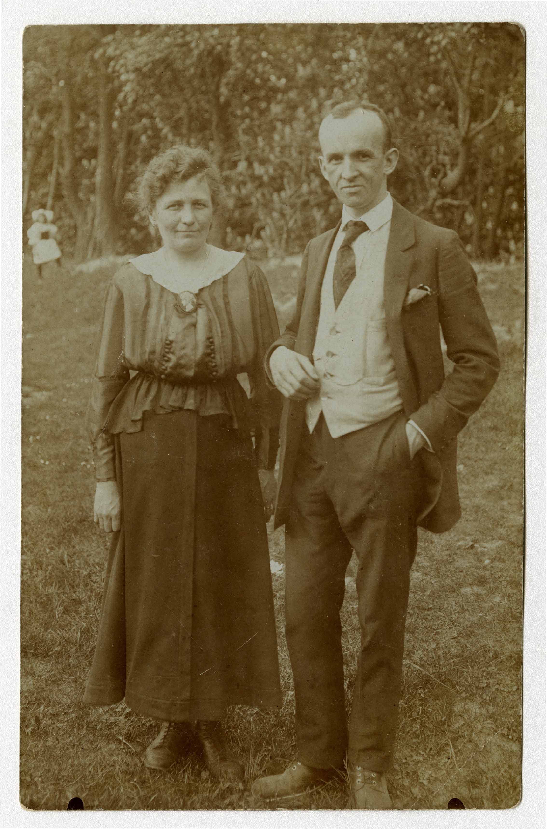 Náhledový obrázek Fotografie Josefa a Anny Danihelovských - 1