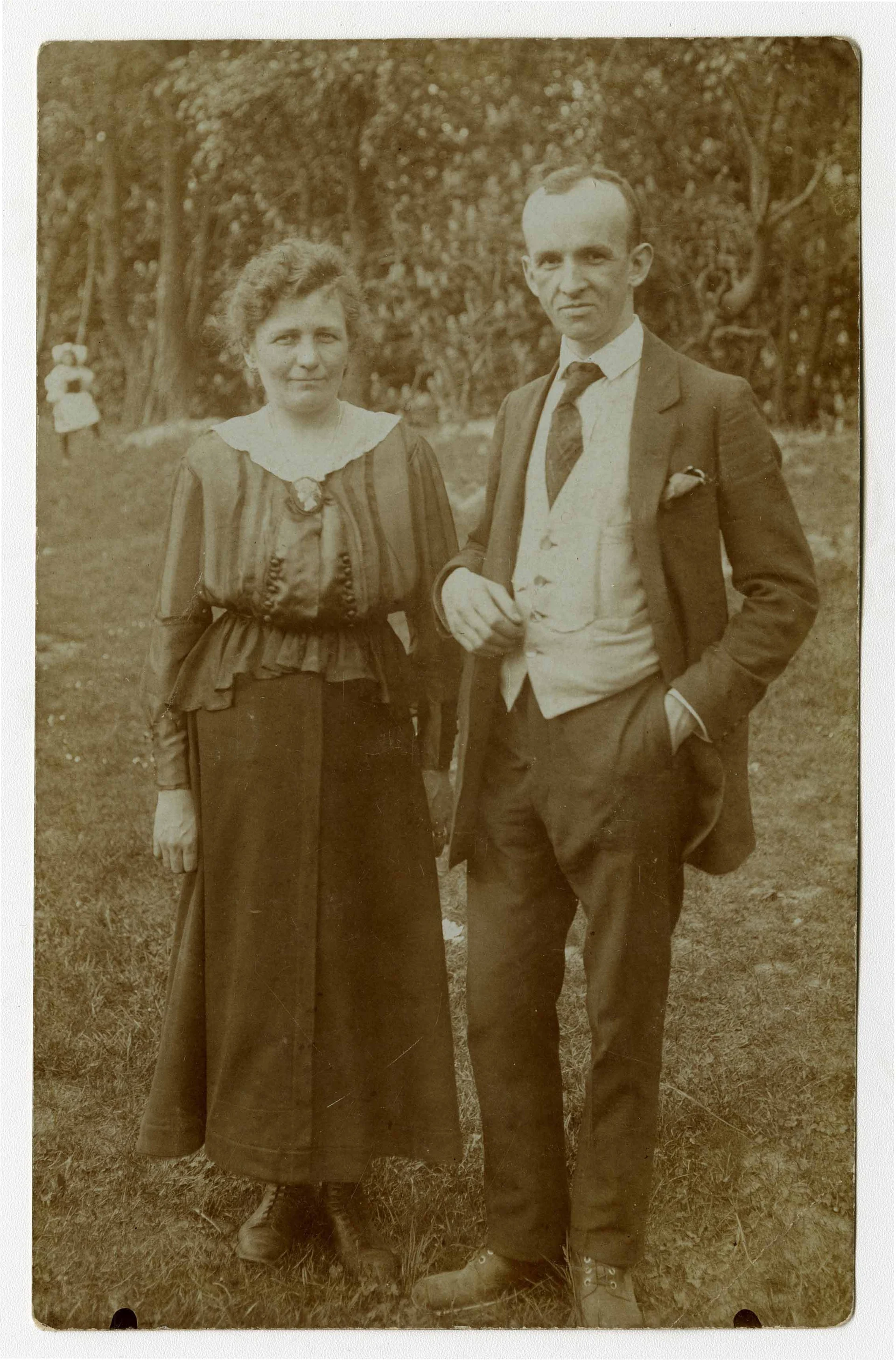 Náhledový obrázek předmětu Fotografie Josefa a Anny Danihelovských