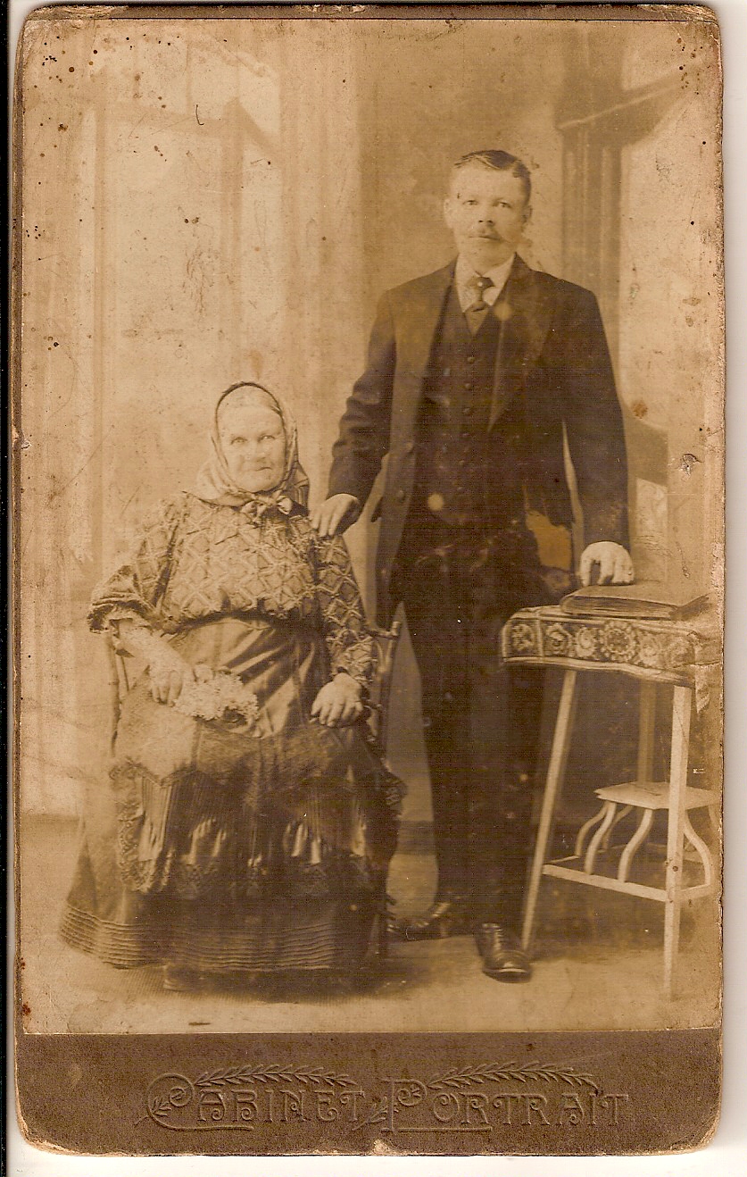 Náhledový obrázek Josef Vratislav Kotmel s maminkou - 1