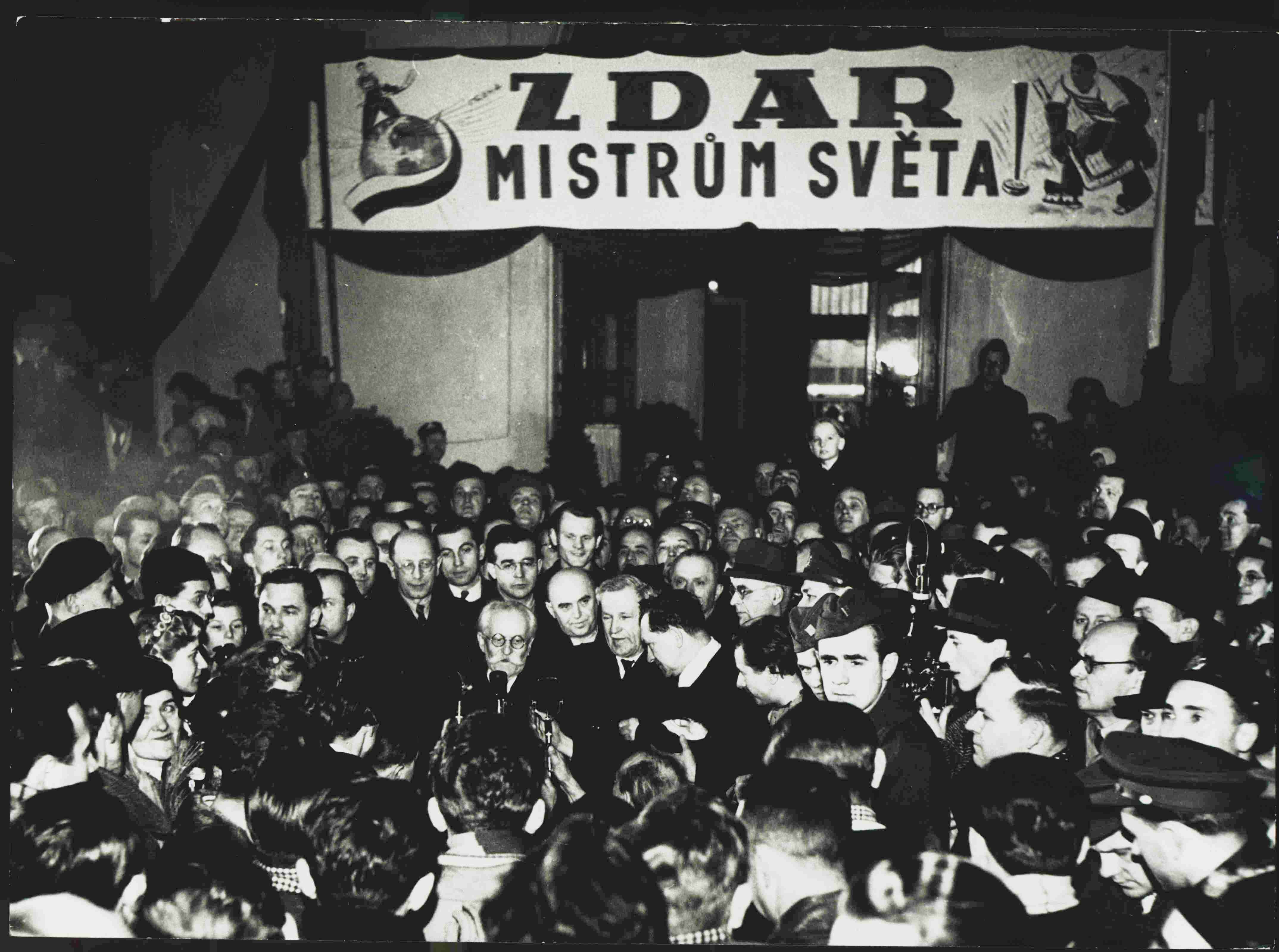 Náhledový obrázek Návrat a uvítání hokejových mistrů světa - 1