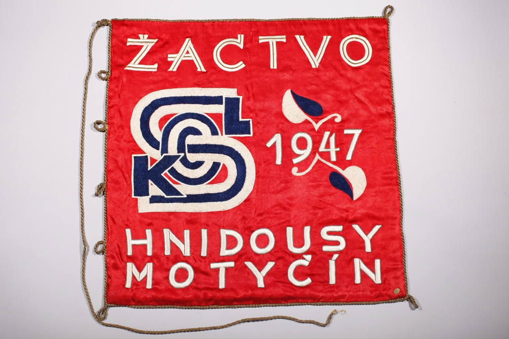 Náhledový obrázek Prapor žáků Sokola Hnidousy - 1
