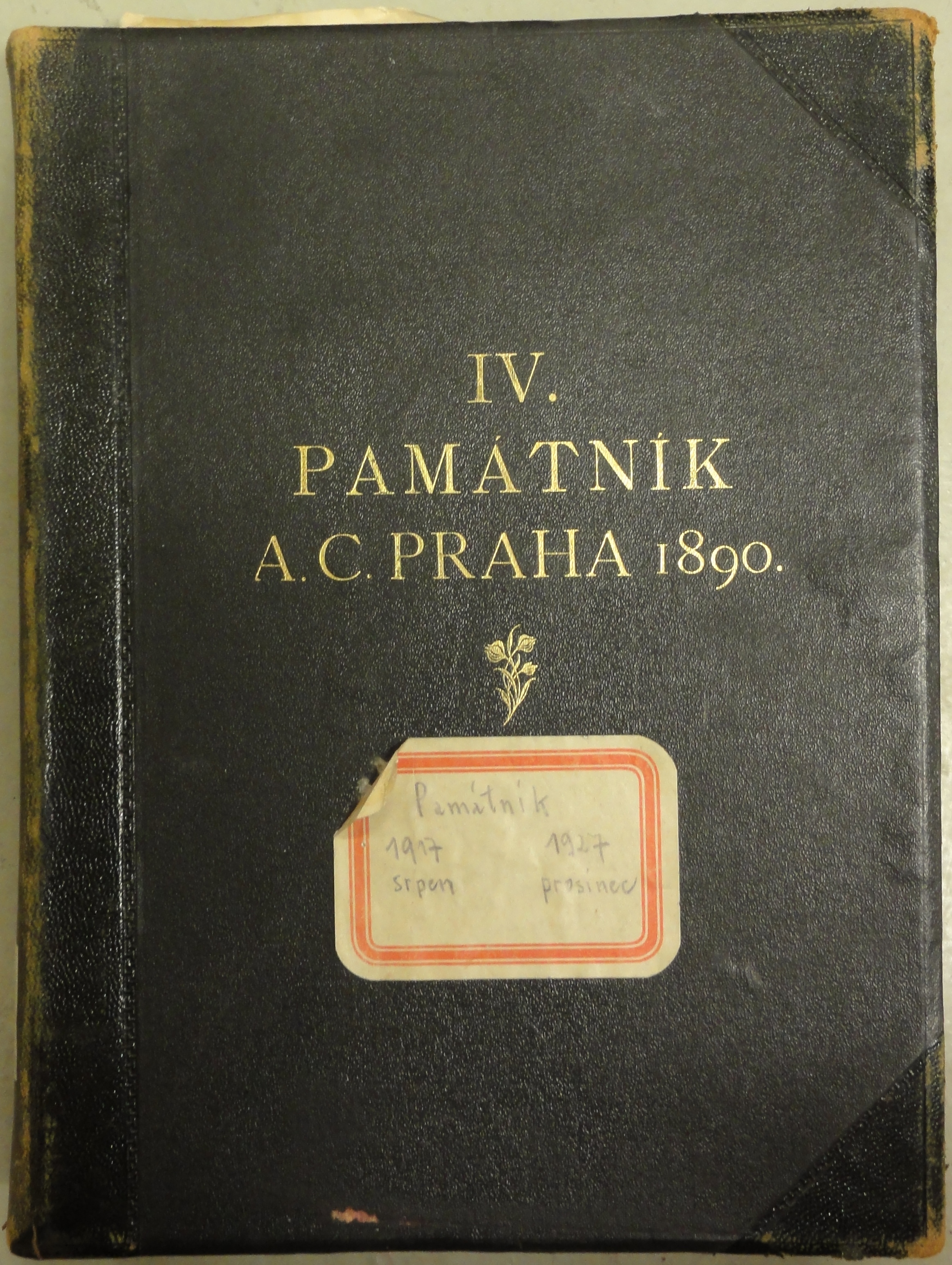 Náhledový obrázek Pamětní kniha A. C. Praha. IV. - 8