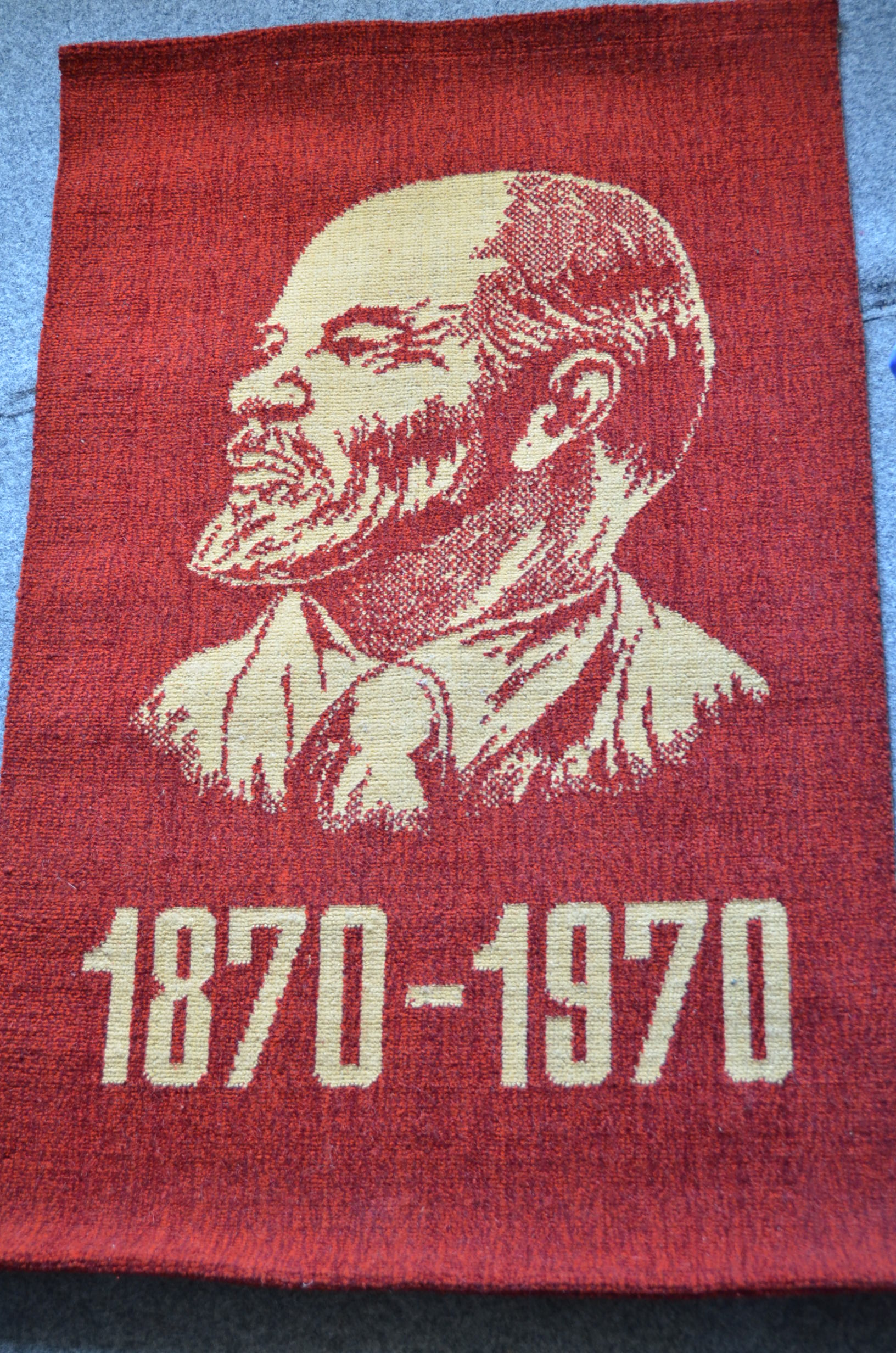 Náhledový obrázek Koberec s V. I. Leninem - 1