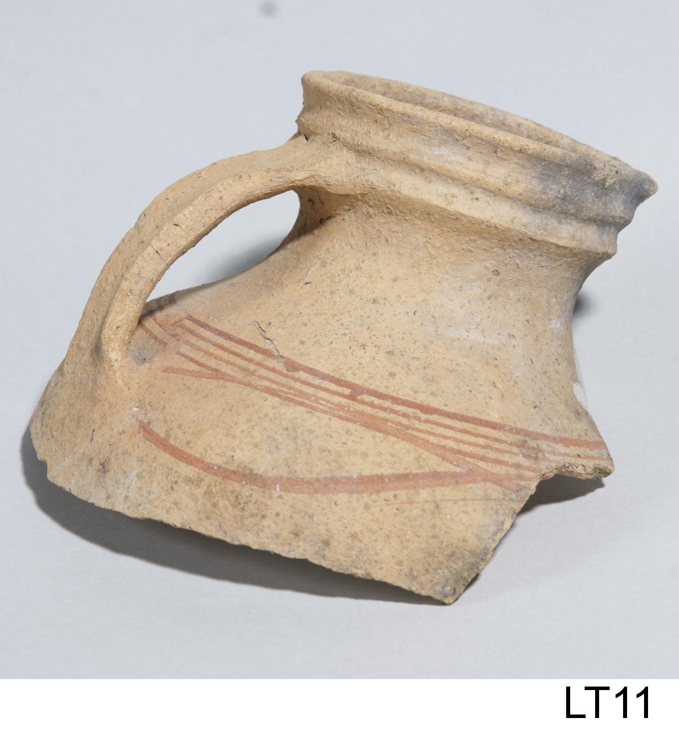 Náhledový obrázek Fragment keramického džbánu - 1